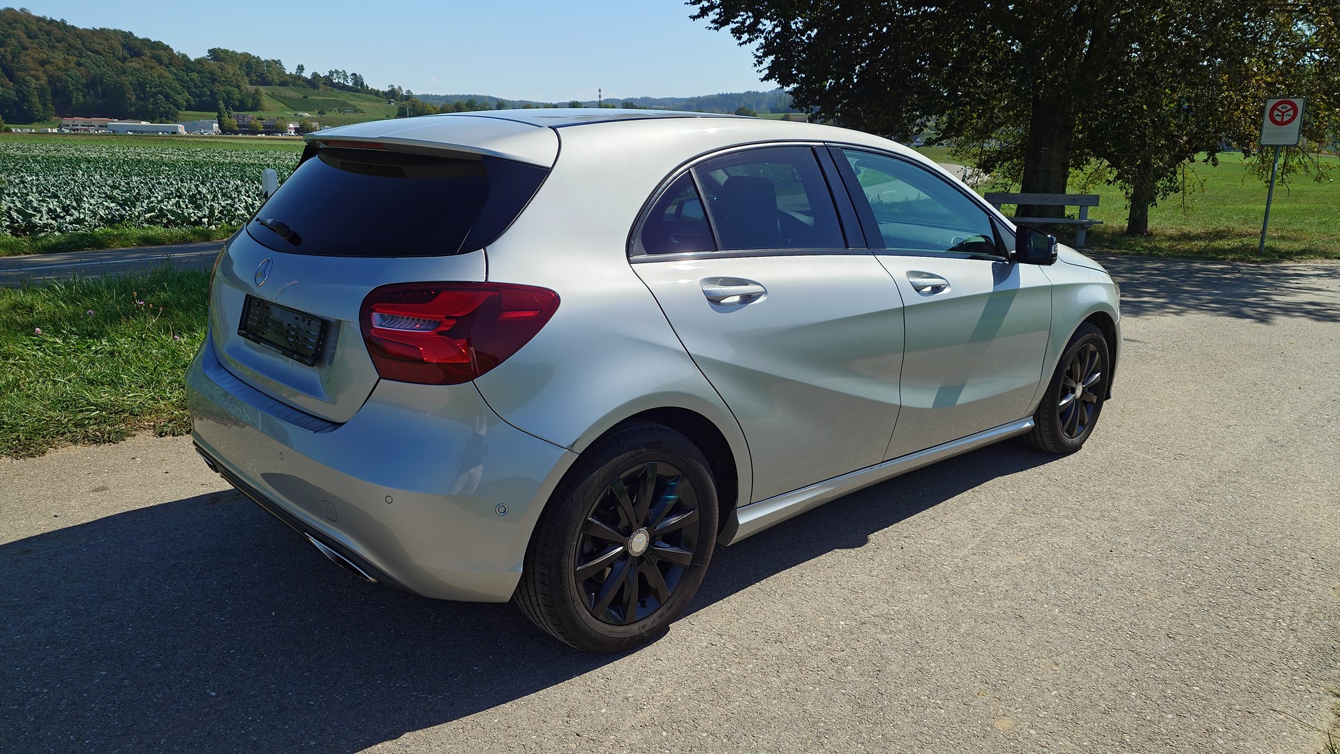 MERCEDES-BENZ A 180 Night Star 7G-DCT-image-5