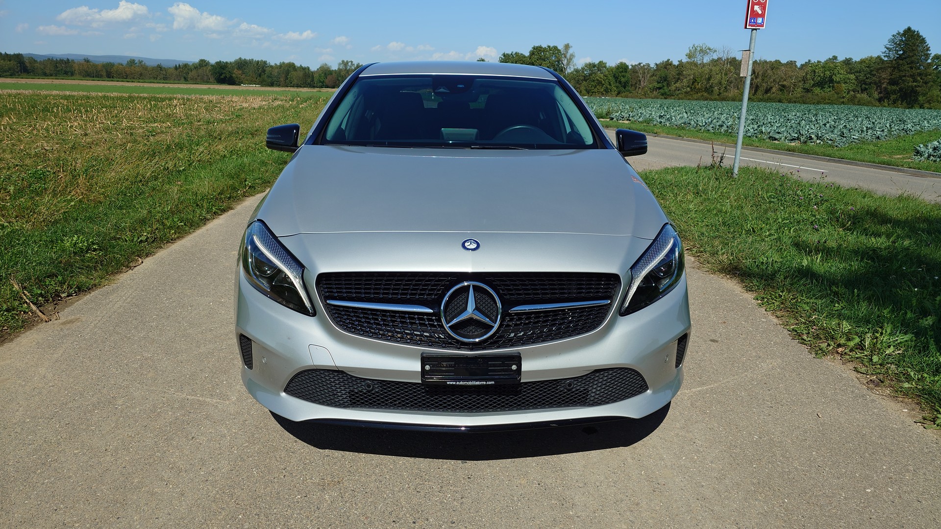 MERCEDES-BENZ A 180 Night Star 7G-DCT-image-8