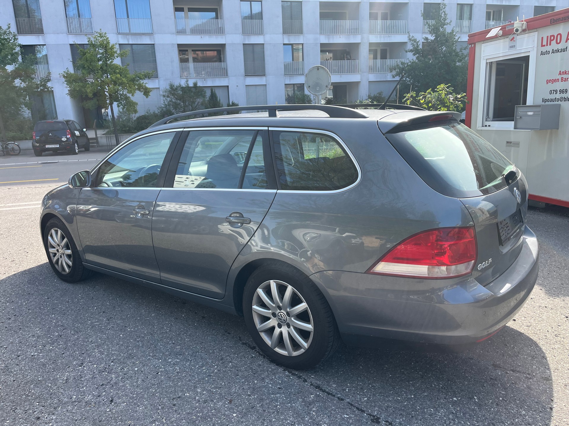 VW Golf Variant 1.4 TSI Sportline DSG-image-2