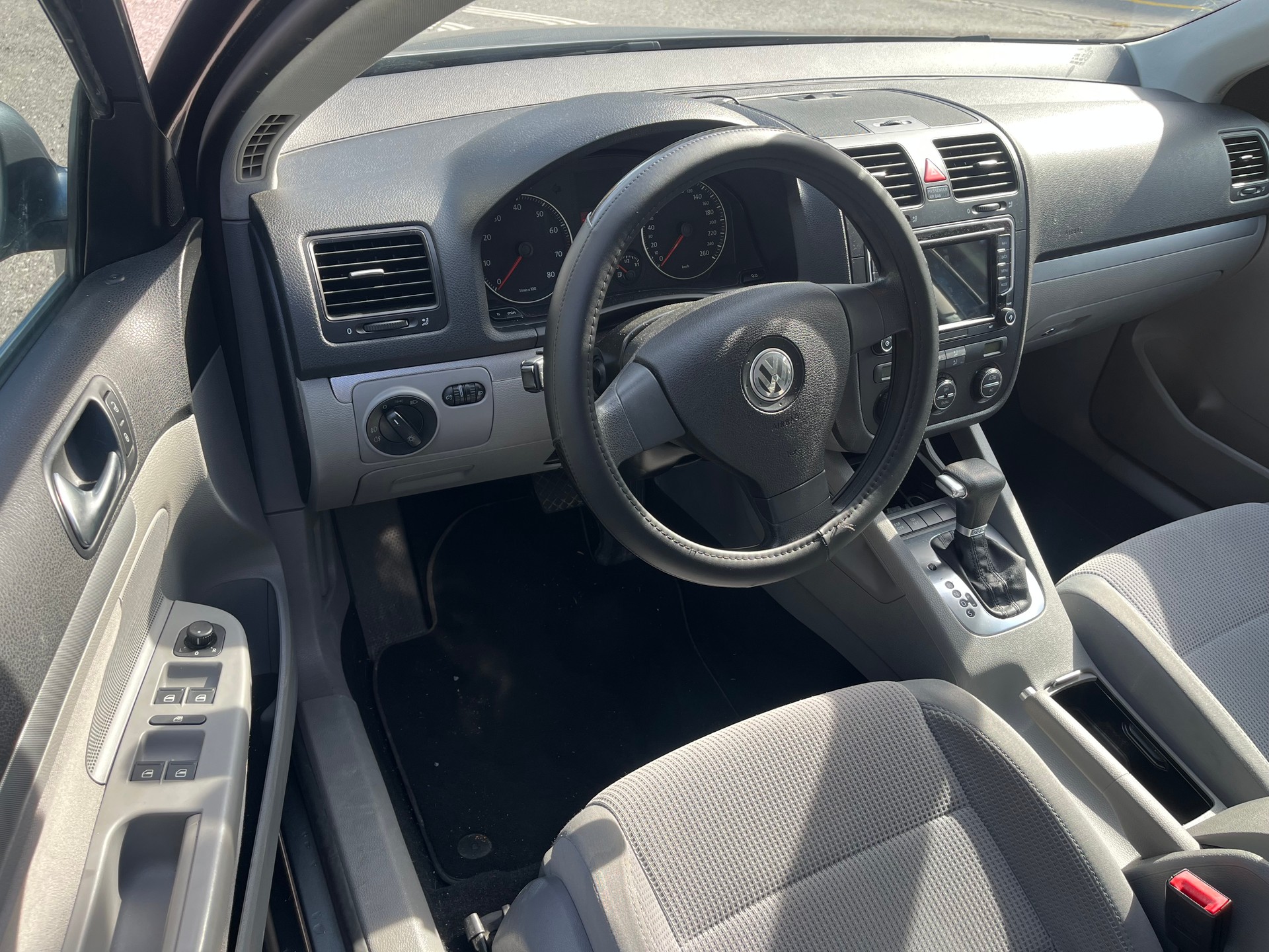 VW Golf Variant 1.4 TSI Sportline DSG-image-9