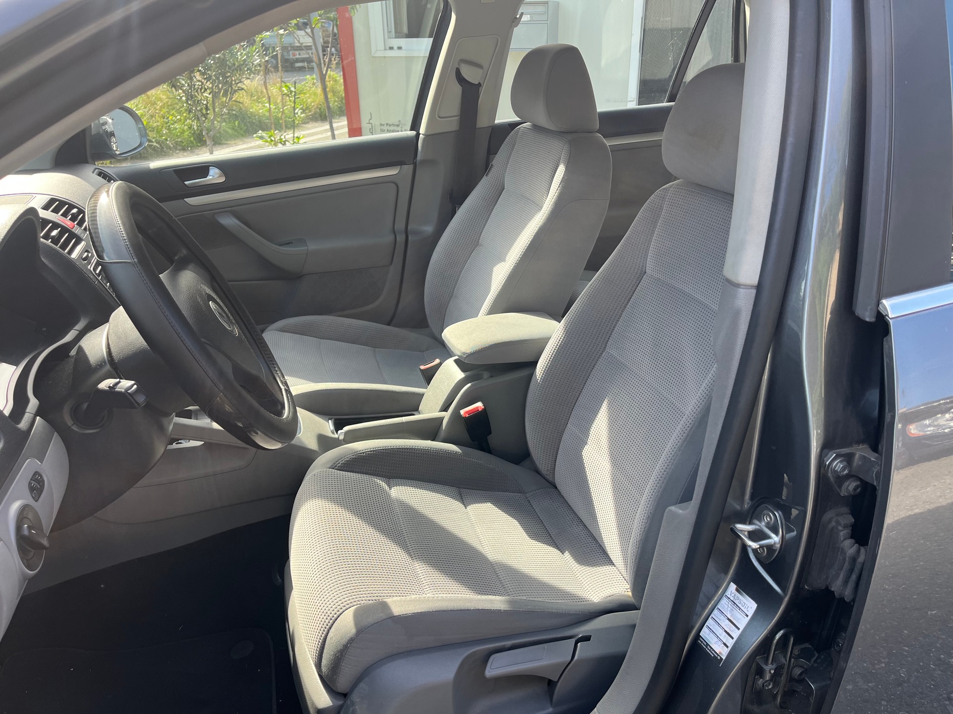 VW Golf Variant 1.4 TSI Sportline DSG-image-8