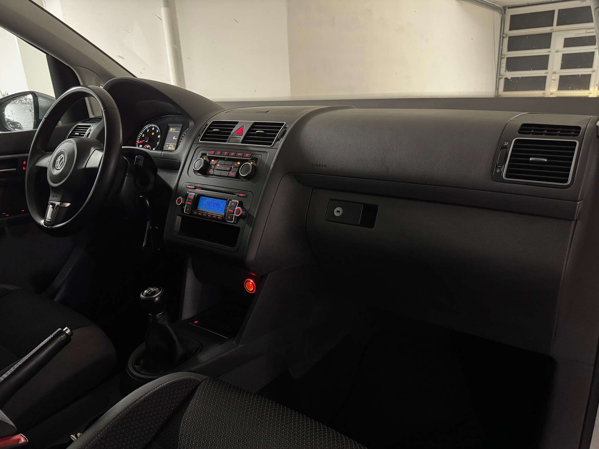 VW Touran 1.4 TSI Comfortline 7-Platz-image-11