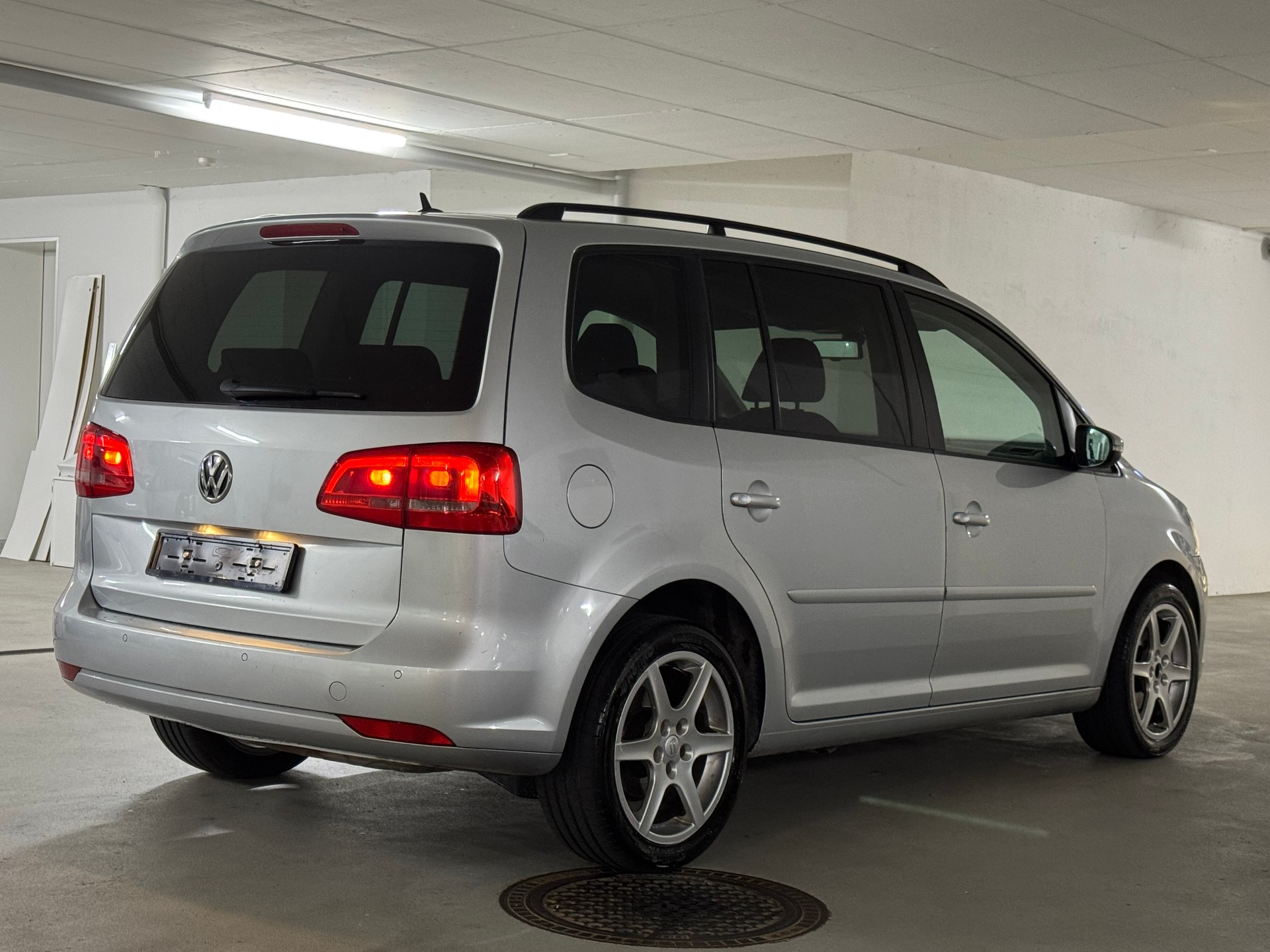 VW Touran 1.4 TSI Comfortline 7-Platz-image-6