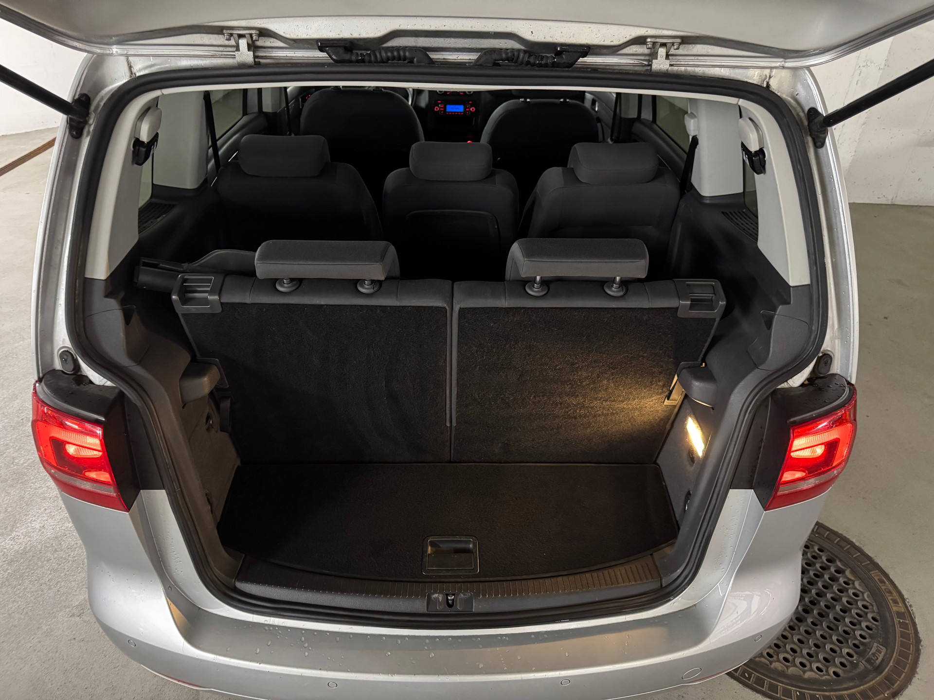 VW Touran 1.4 TSI Comfortline 7-Platz-image-7