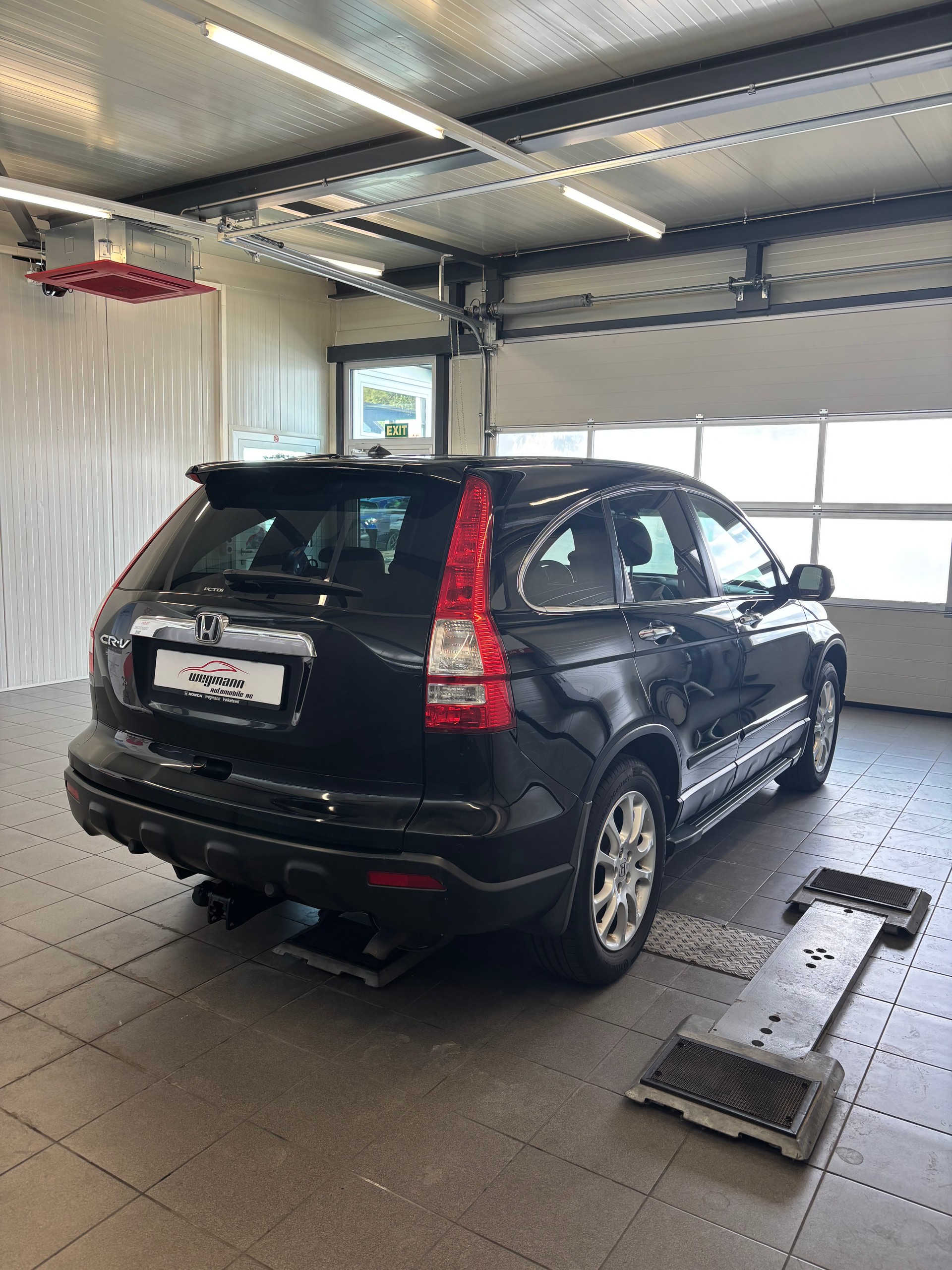 HONDA CR-V 2.2 i-CTDi 4WD Executive-image-3
