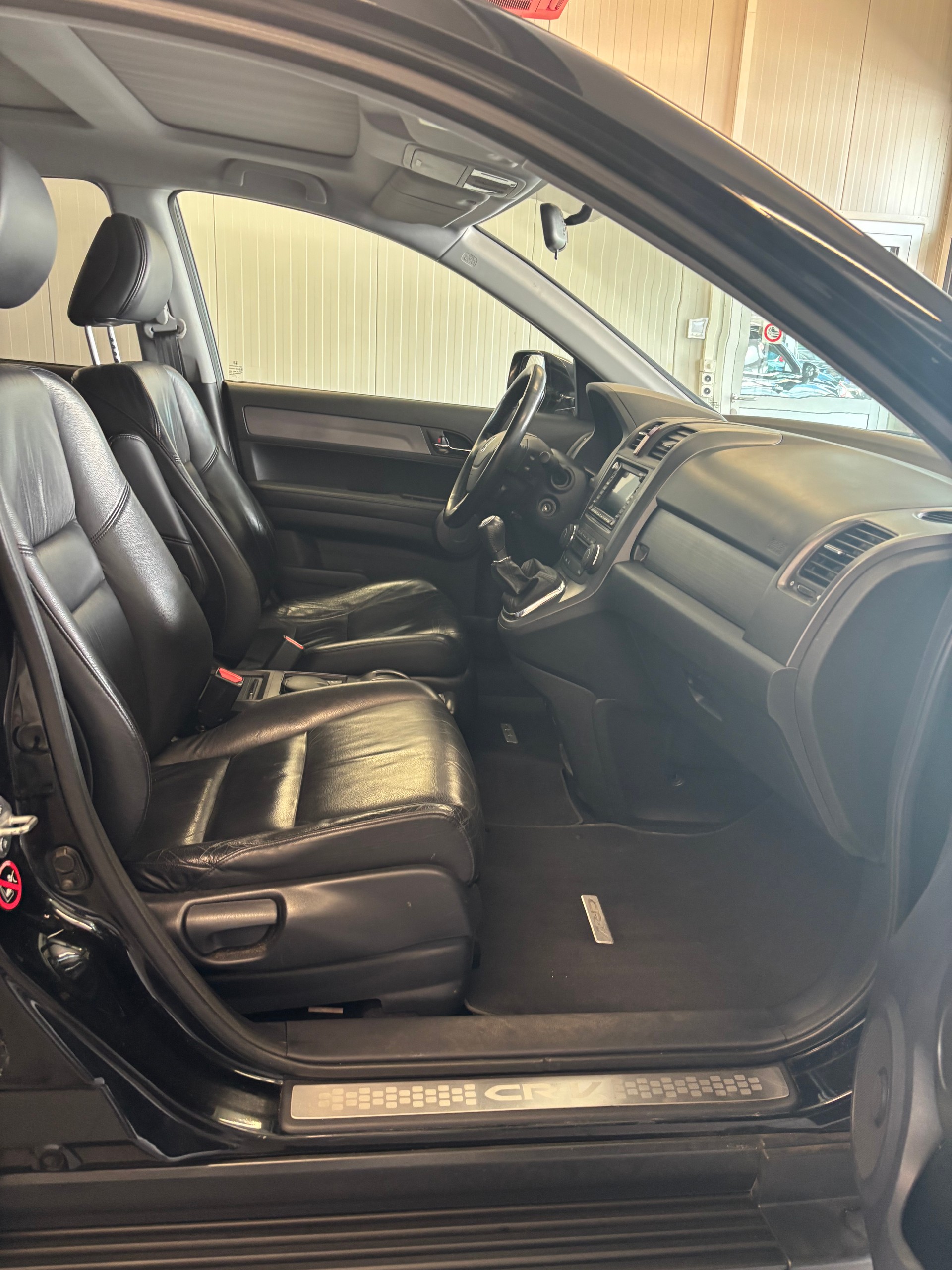 HONDA CR-V 2.2 i-CTDi 4WD Executive-image-11