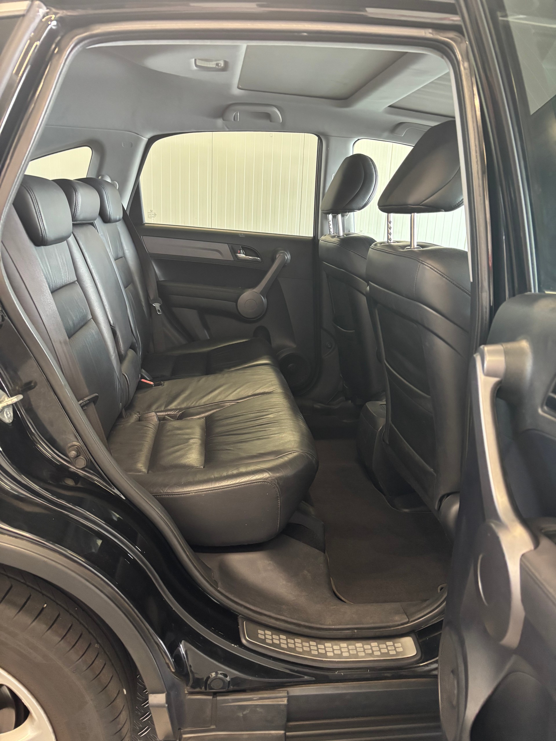 HONDA CR-V 2.2 i-CTDi 4WD Executive-image-12