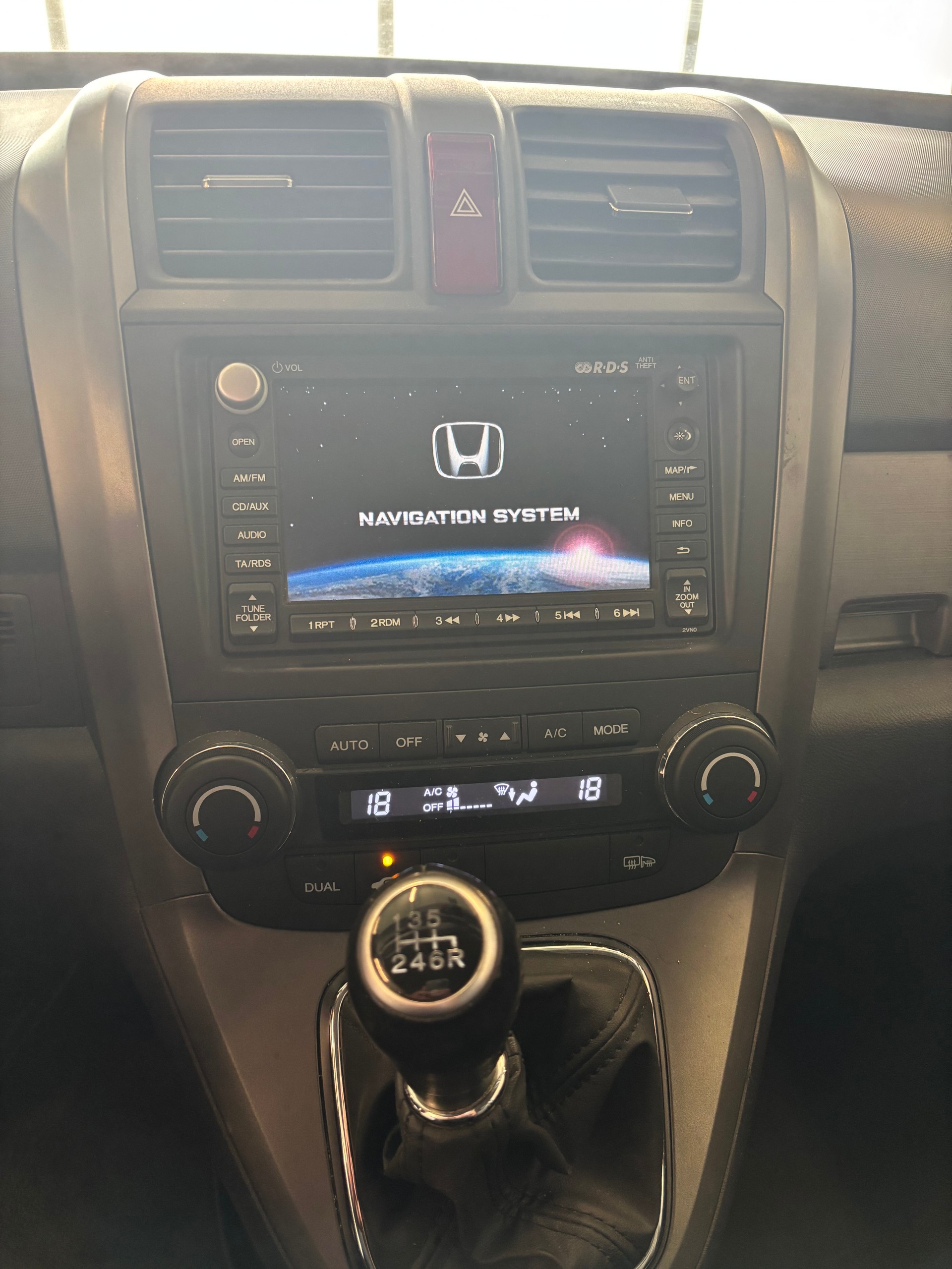 HONDA CR-V 2.2 i-CTDi 4WD Executive-image-9