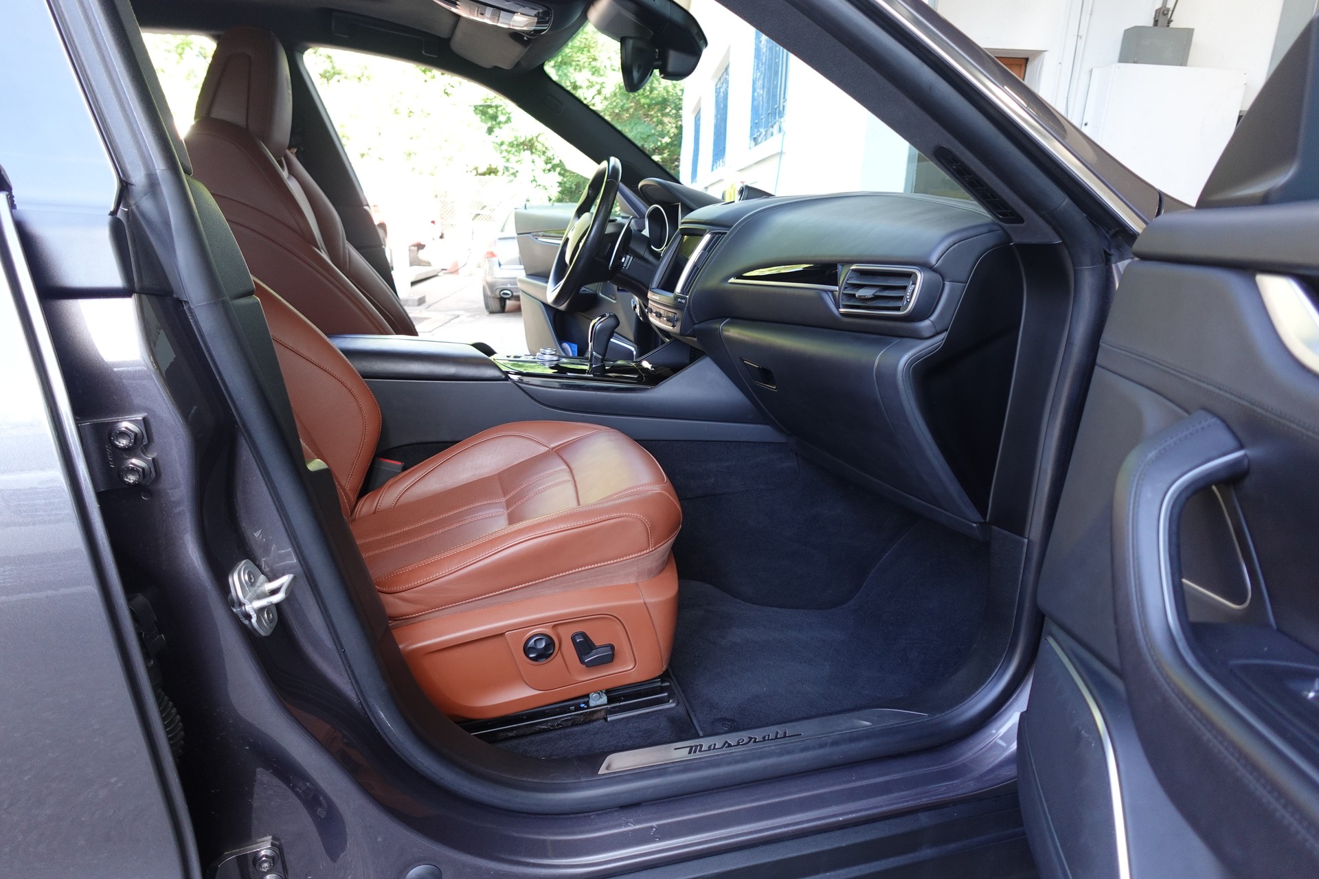 MASERATI Levante S 3.0 V6 Automatica-image-5