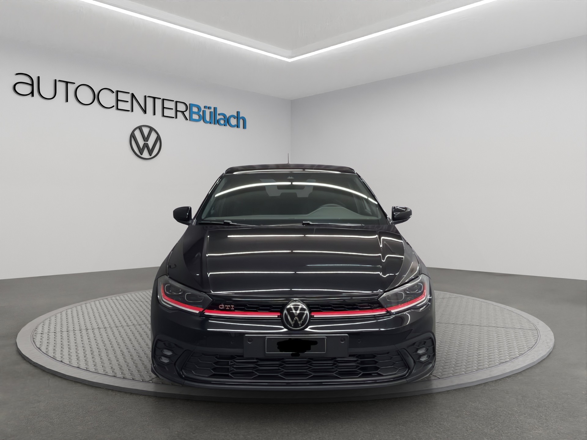 VW Polo 2.0 TSI GTI DSG-image-1