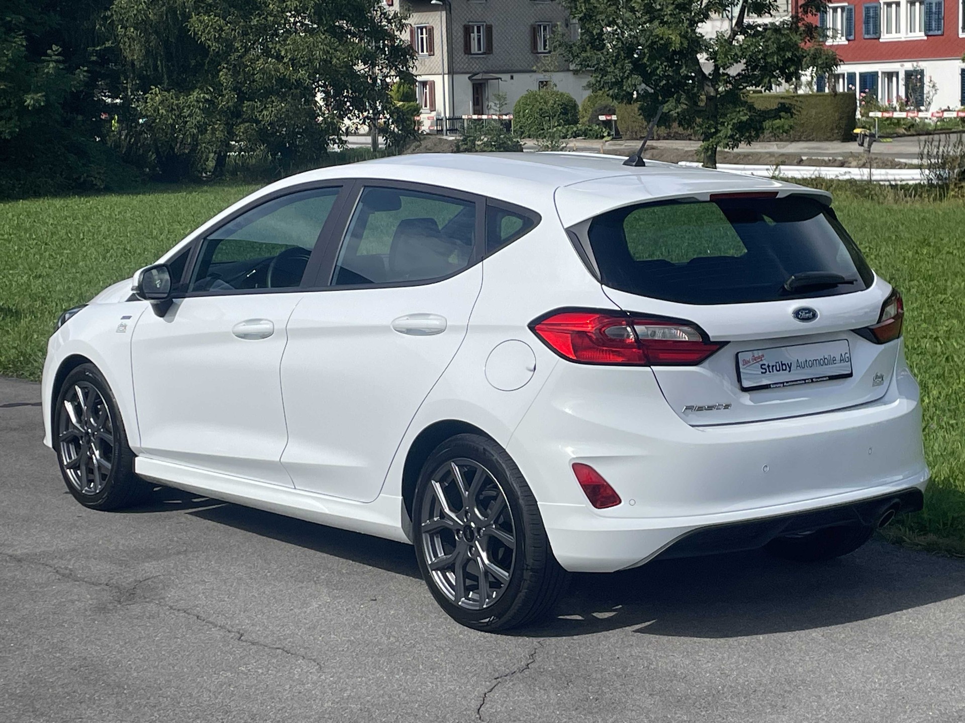 FORD Fiesta 1.0 EcoB 100PS ST-Line-image-3