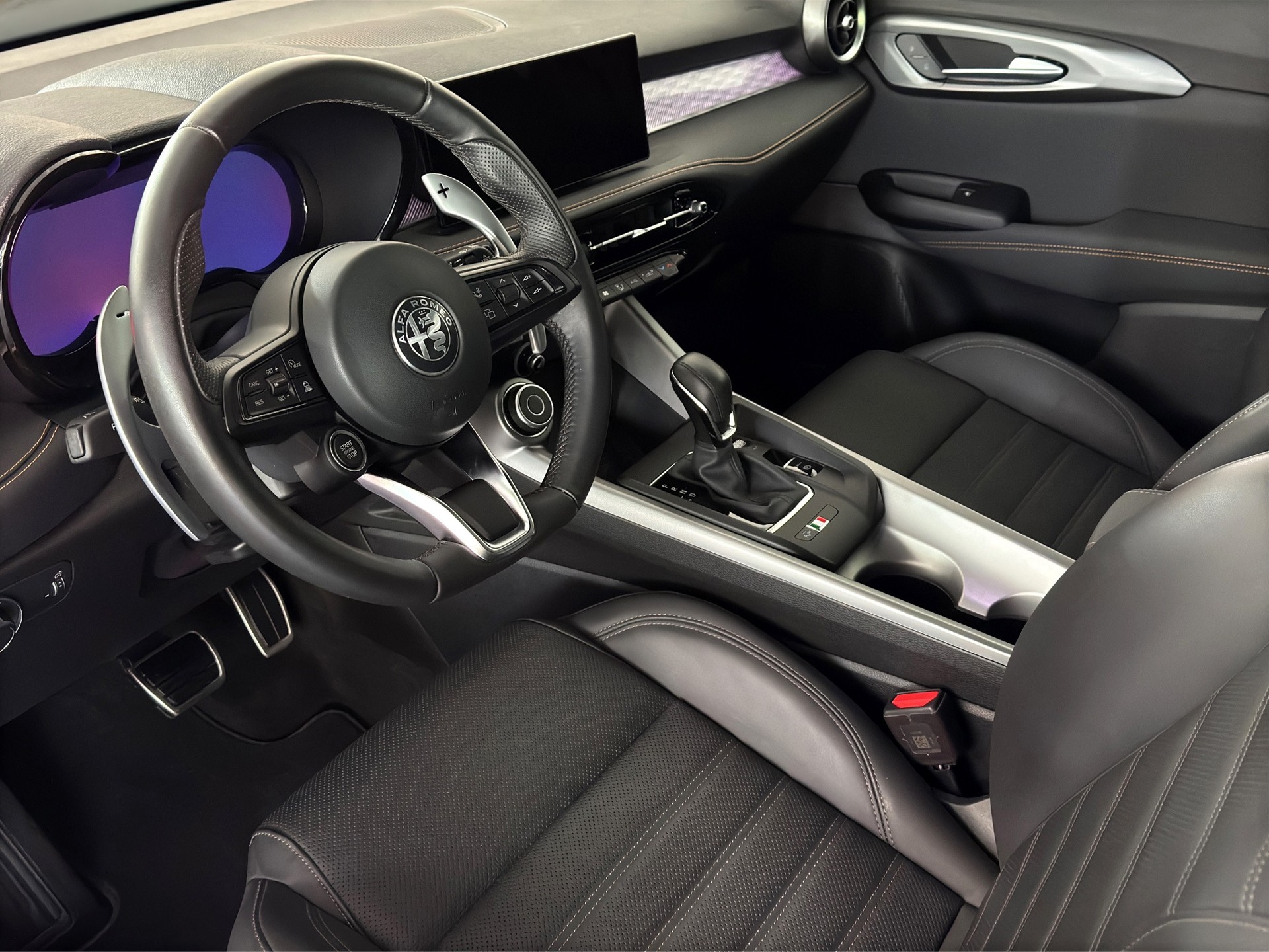 ALFA ROMEO Tonale 1.5 48V Hybrid Veloce Premium Sky "Panodach-20"Alu-Leder-Sitzlüftung"-image-12