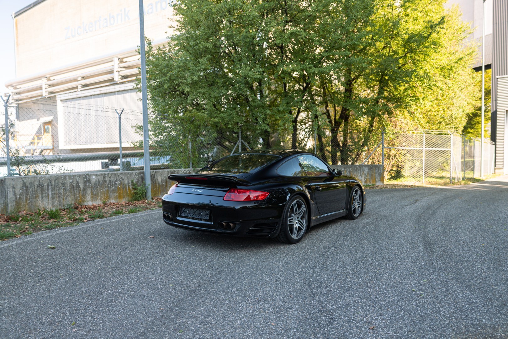 PORSCHE 911 Turbo-image-4