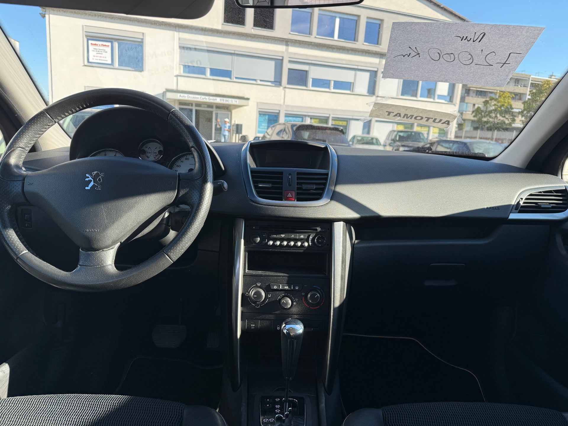 PEUGEOT 207 1.6 16V Allure Automatic-image-8
