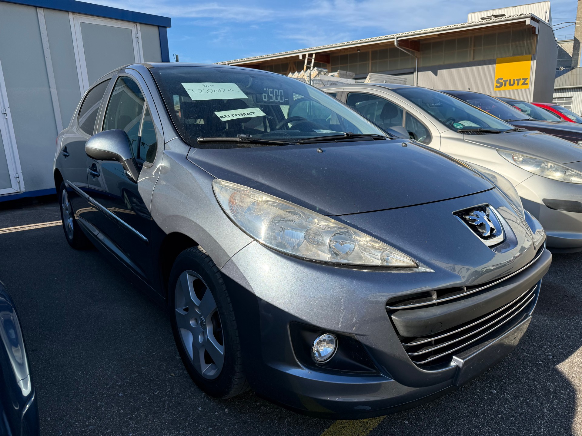 PEUGEOT 207 1.6 16V Allure Automatic-image-2