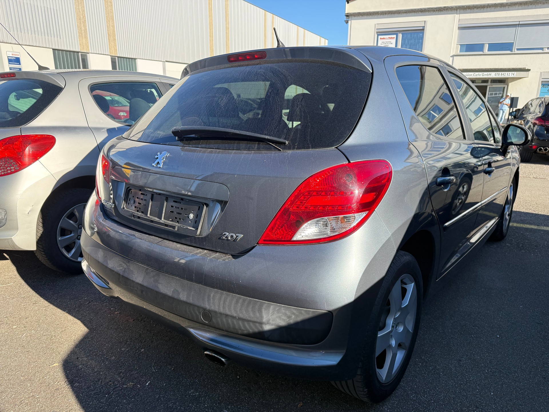 PEUGEOT 207 1.6 16V Allure Automatic-image-10