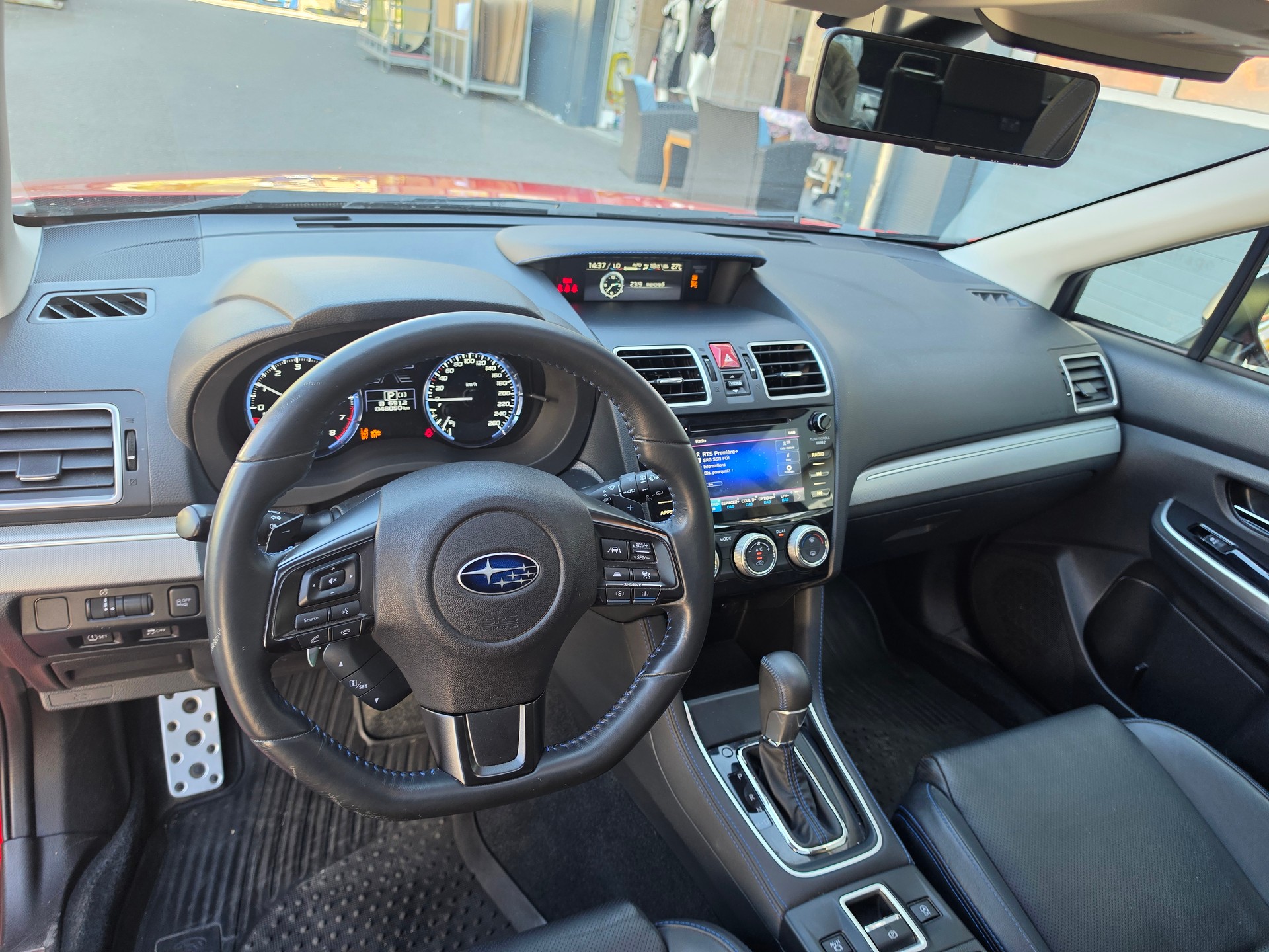 SUBARU Levorg 2.0i Luxury AWD Lineartronic-image-9