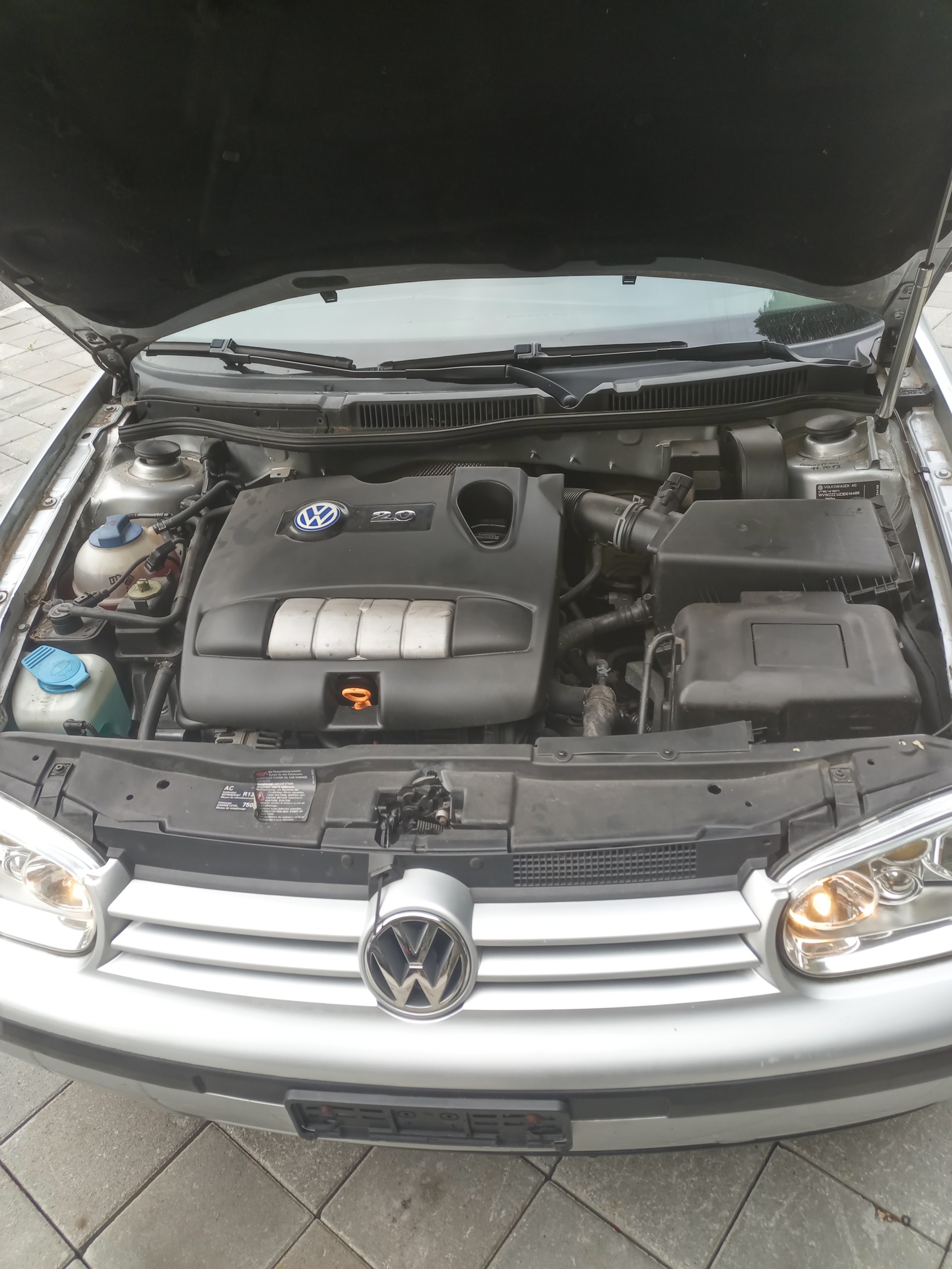 VW Golf Variant 2.0 4Motion-image-5