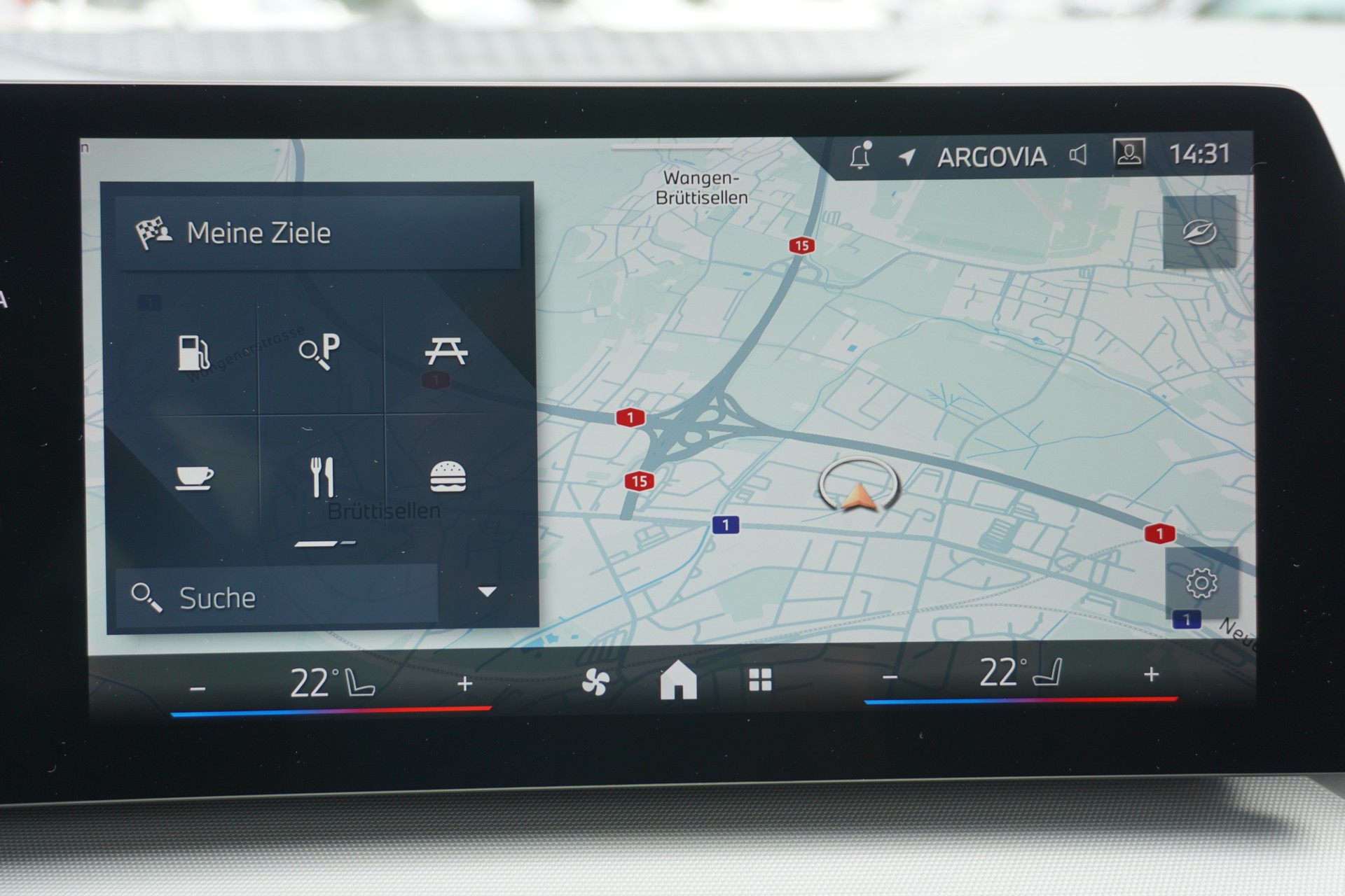 BMW 223d Active Tourer xDrive DKG-image-25