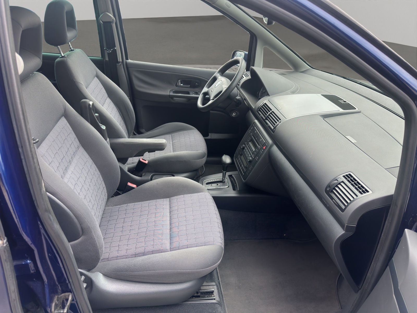 SEAT Alhambra 1.8 T Sport Tiptronic-image-11