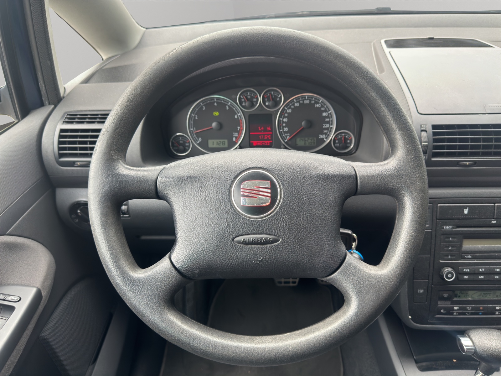 SEAT Alhambra 1.8 T Sport Tiptronic-image-17