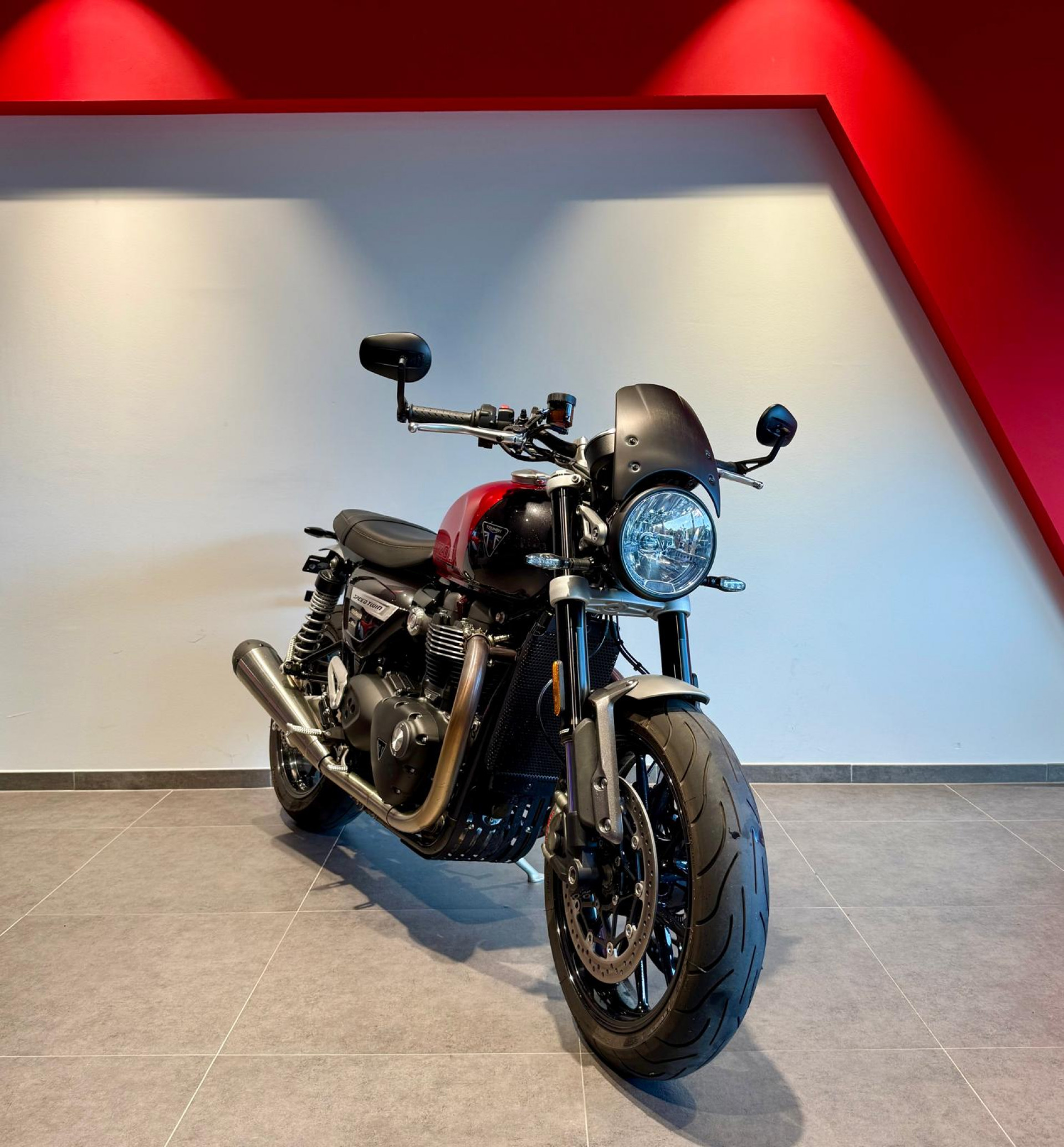 TRIUMPH Speed Twin 1200