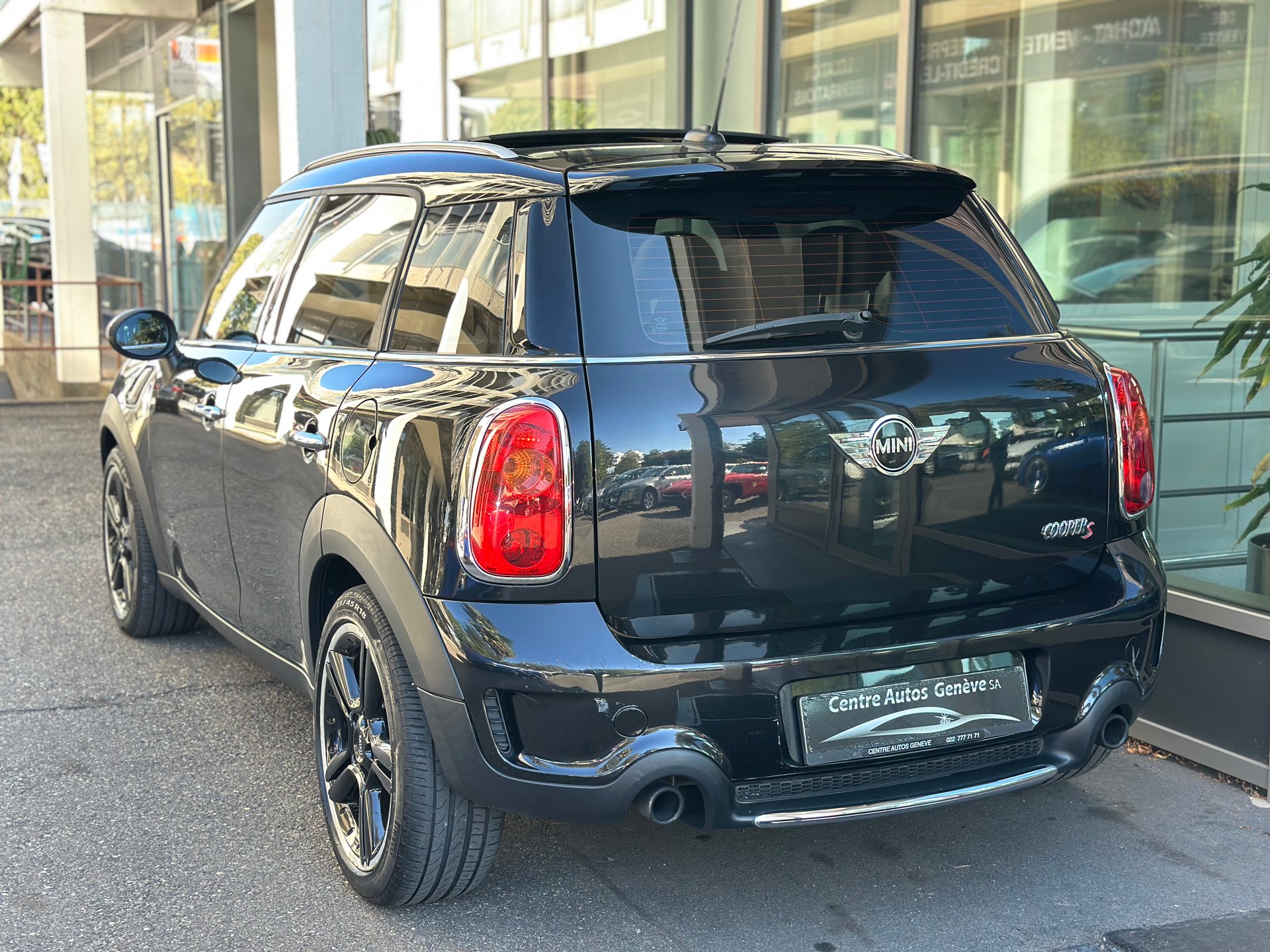 MINI Countryman Cooper S ALL4-image-3
