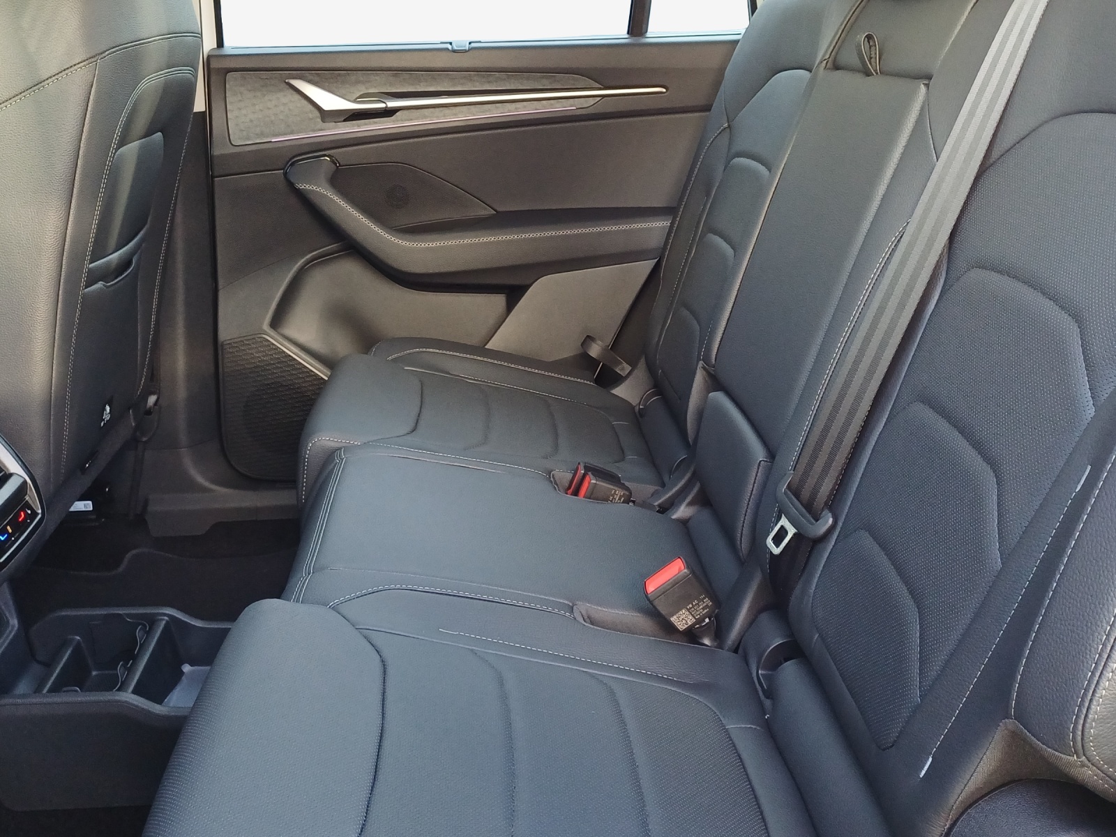 SKODA Kodiaq 2.0 TDI Dynamic 4x4-image-11