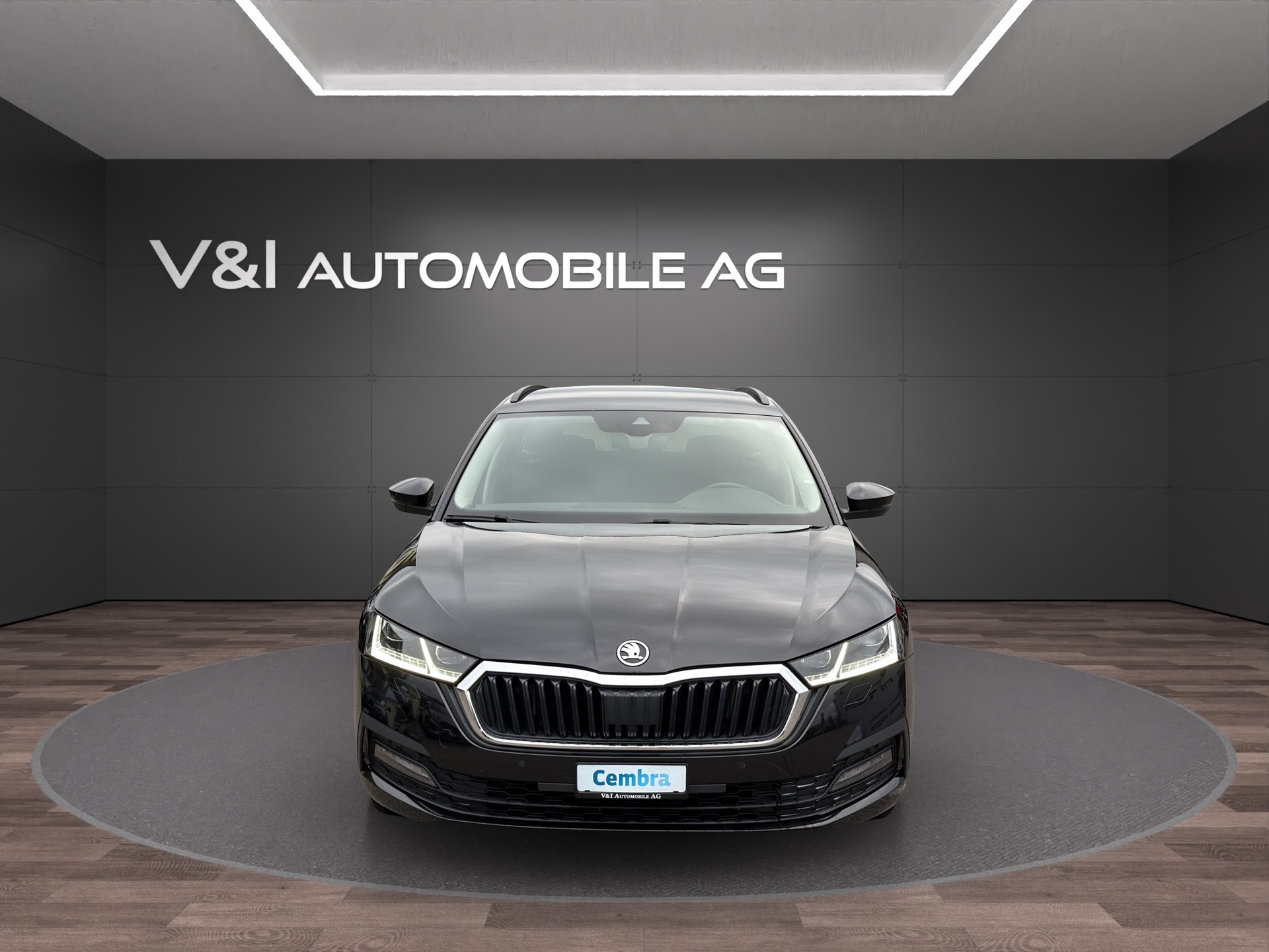 SKODA Octavia Combi 2.0 TDI DSG Ambition 4x4-showroom-element-2