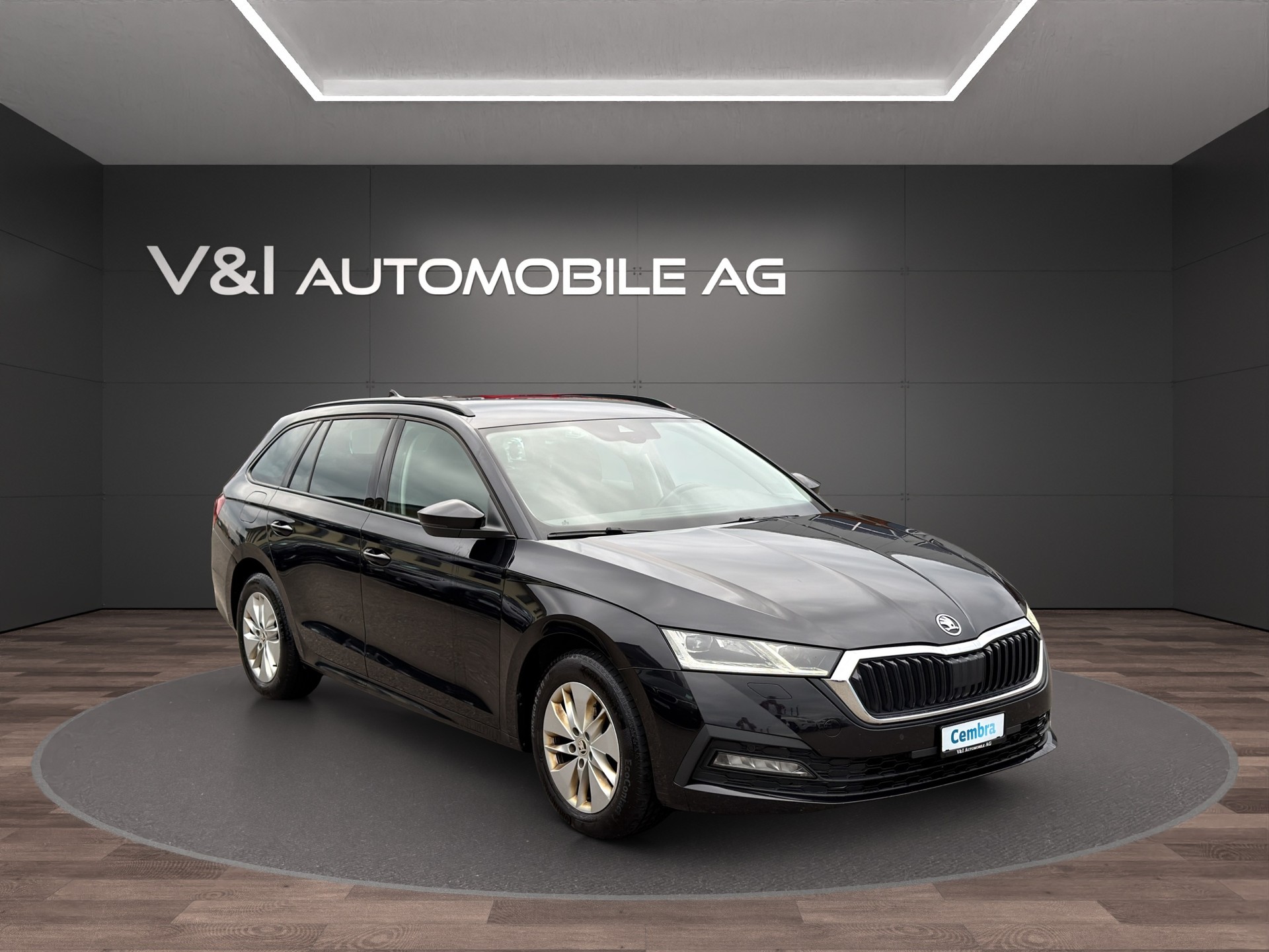 SKODA Octavia Combi 2.0 TDI DSG Ambition 4x4-showroom-element-1