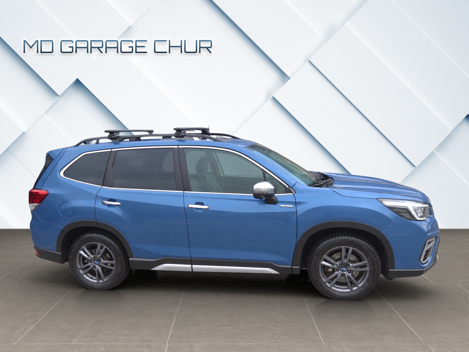 SUBARU Forester 2.0i e-Boxer Luxury Lineartronic-image-8
