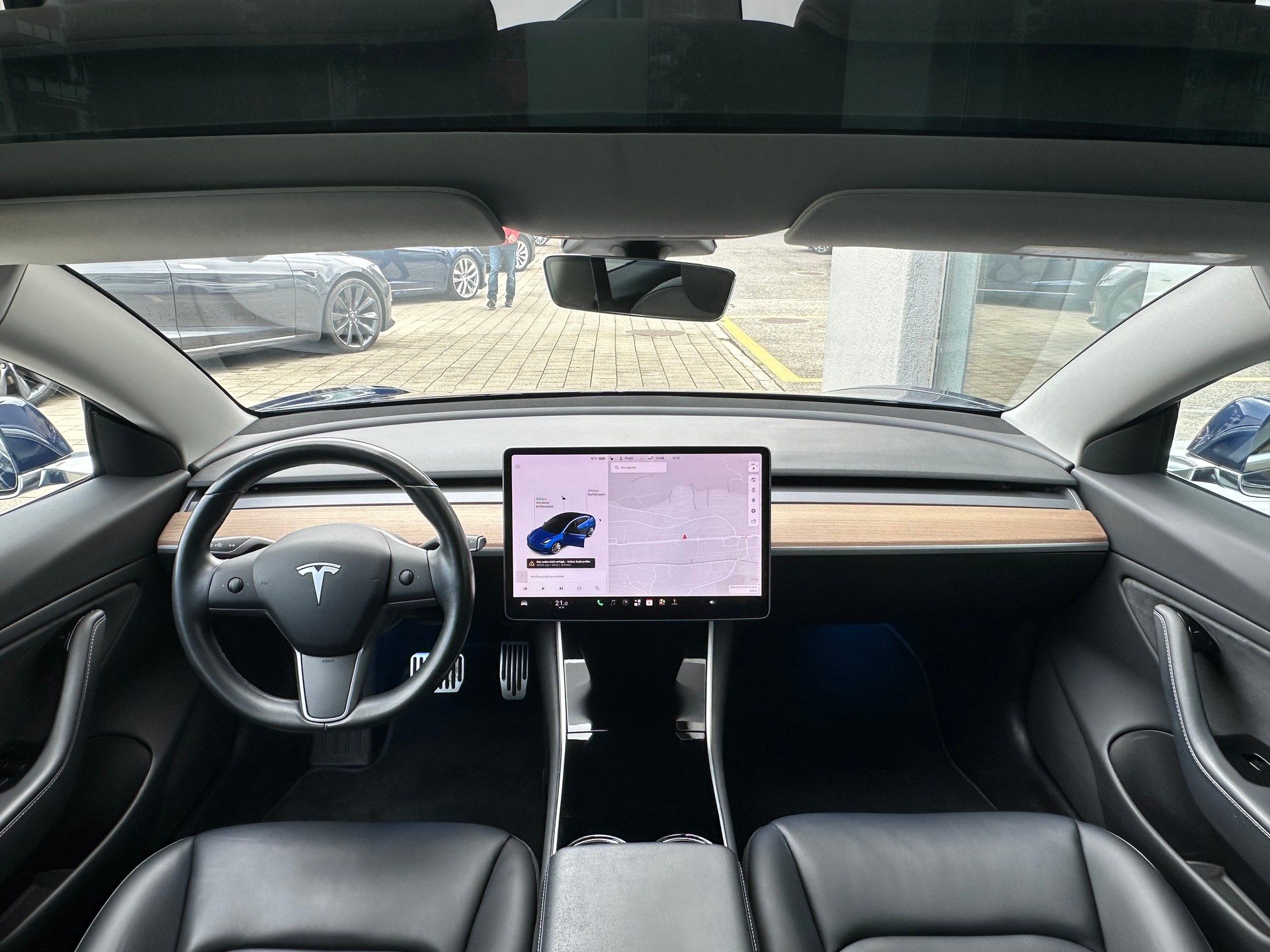TESLA TESLA Model 3 Performance Dual Motor AWD-image-8