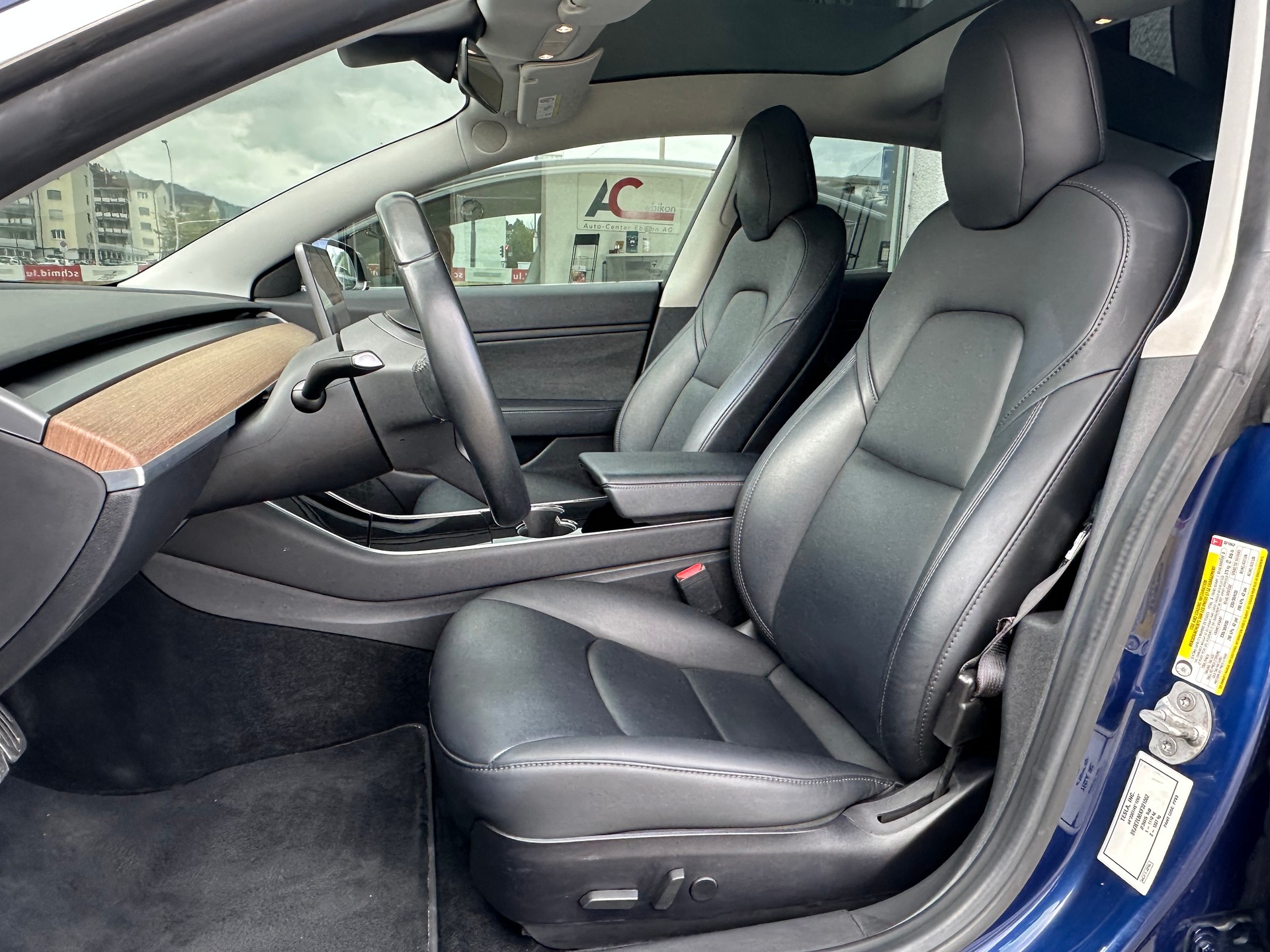 TESLA TESLA Model 3 Performance Dual Motor AWD-image-7