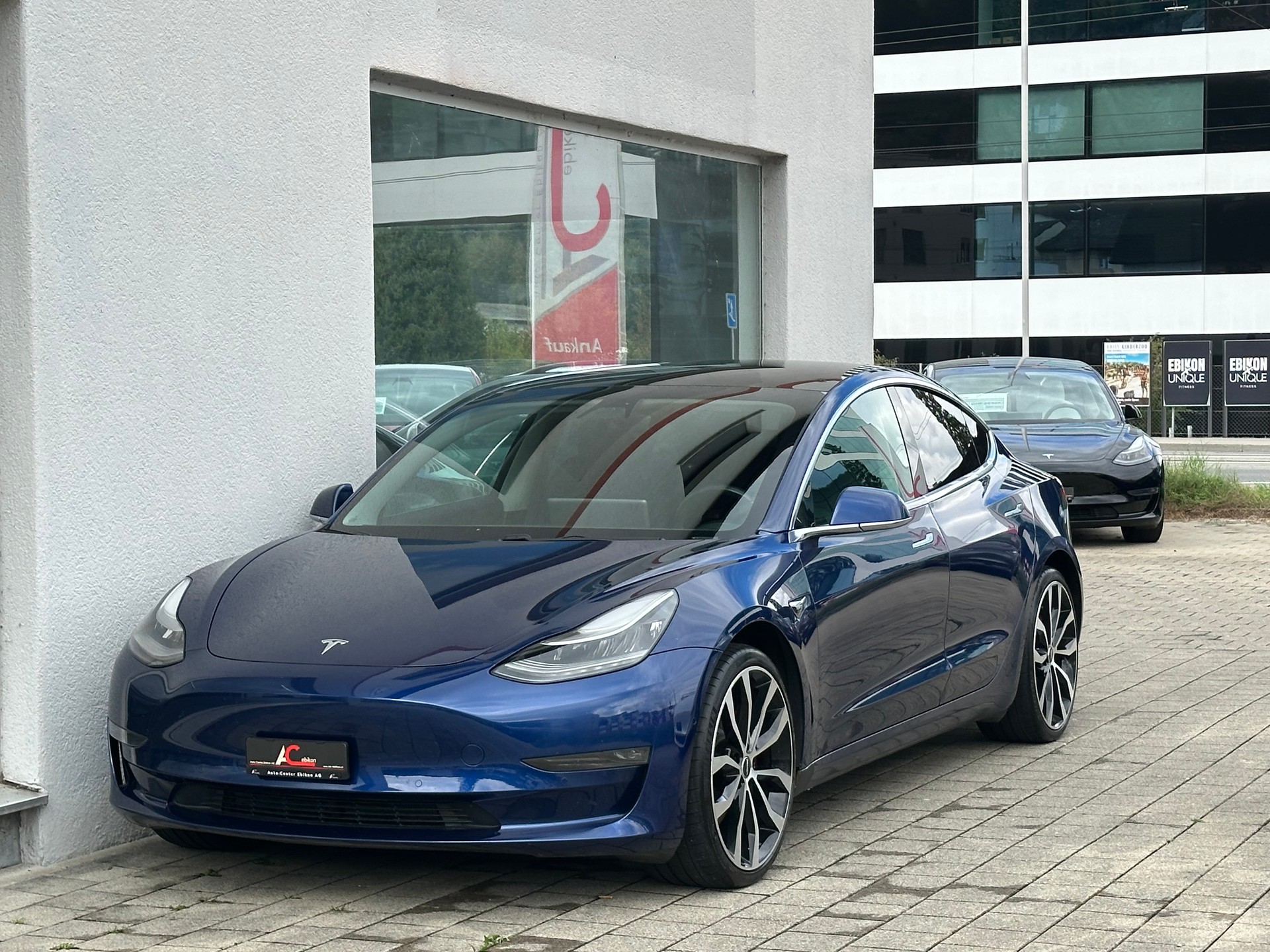 TESLA TESLA Model 3 Performance Dual Motor AWD-image-0