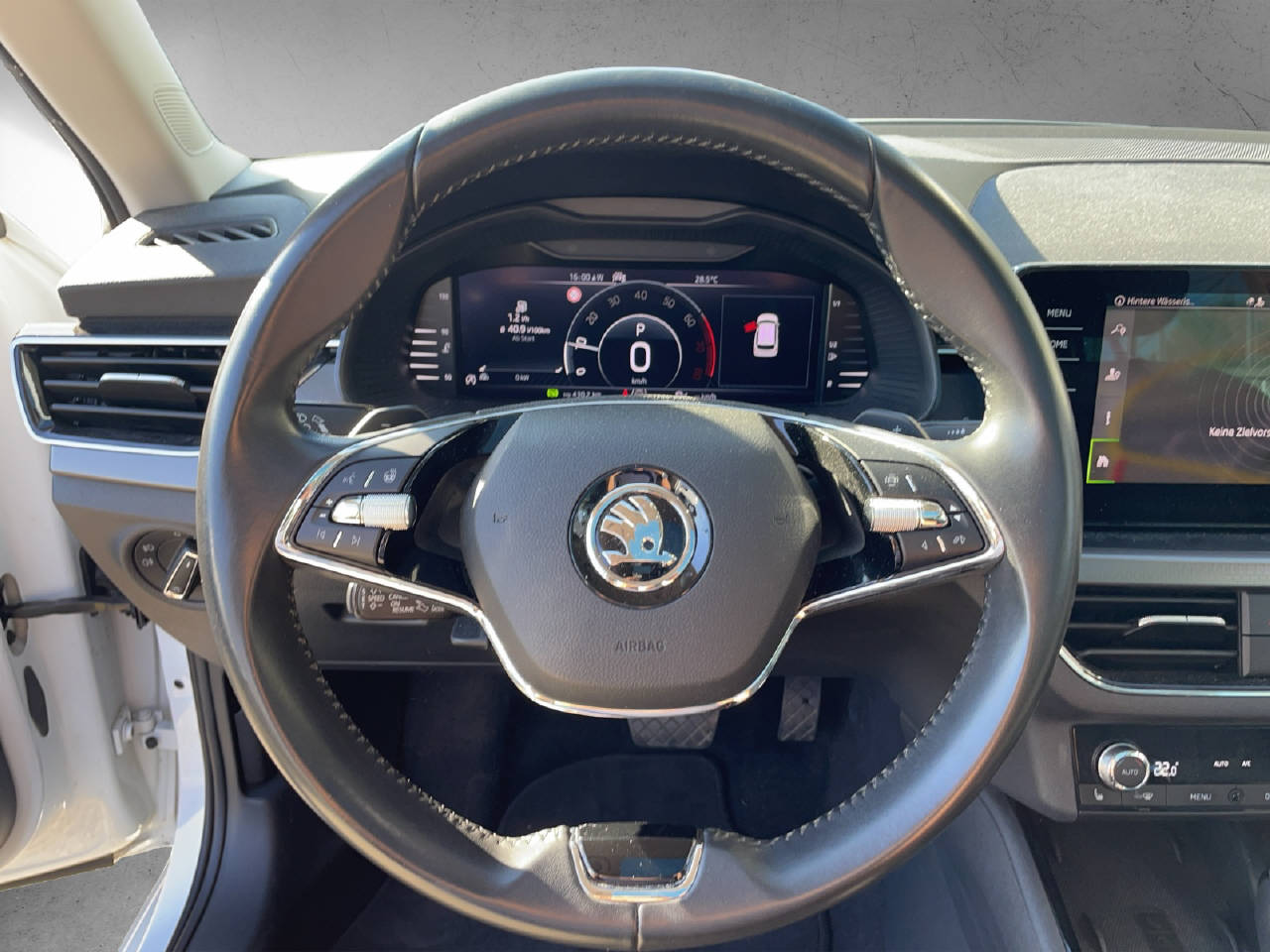 SKODA Kamiq 1.5 TSI Ambition DSG-image-8