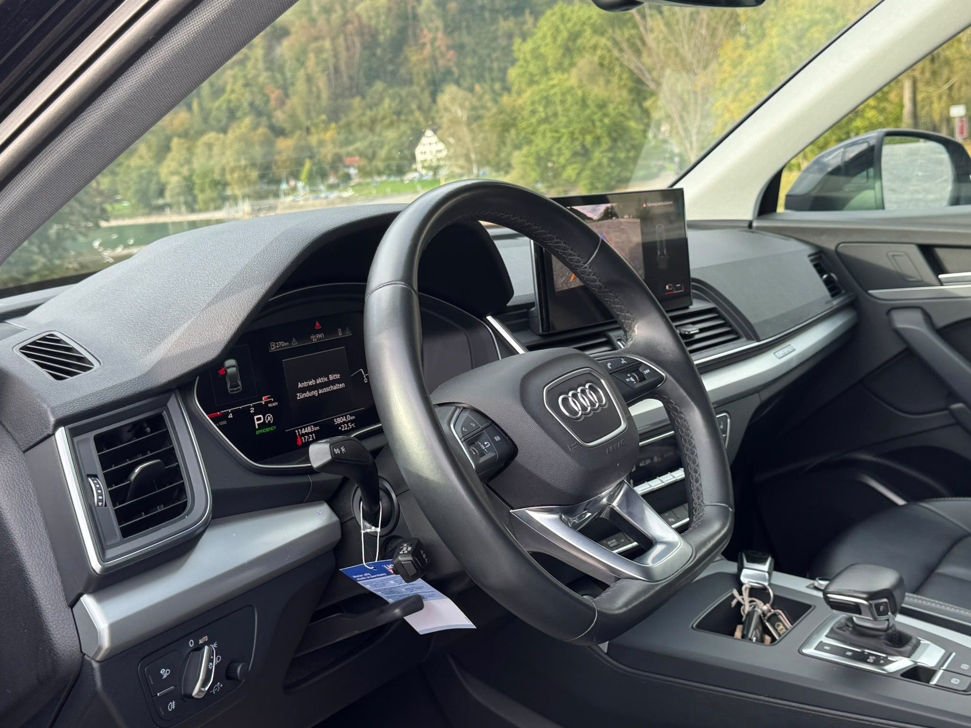 AUDI Q5 40 TDI quattro S-tronic-image-14