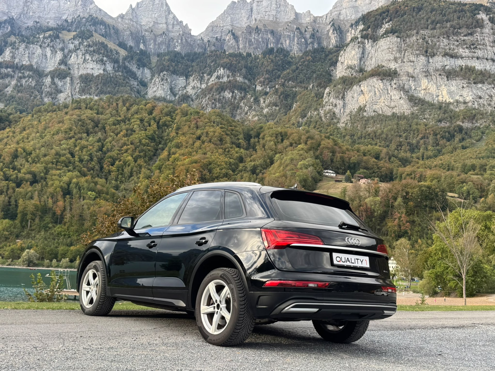 AUDI Q5 40 TDI quattro S-tronic-image-6