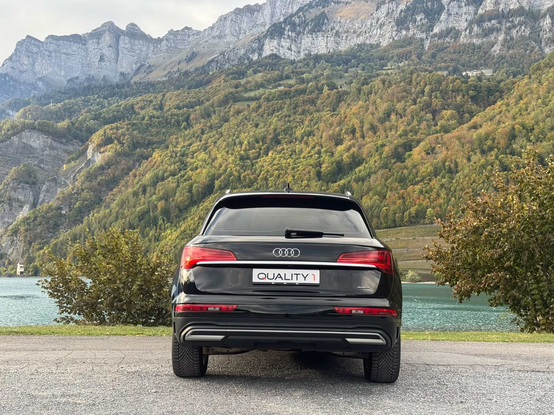 AUDI Q5 40 TDI quattro S-tronic-image-8