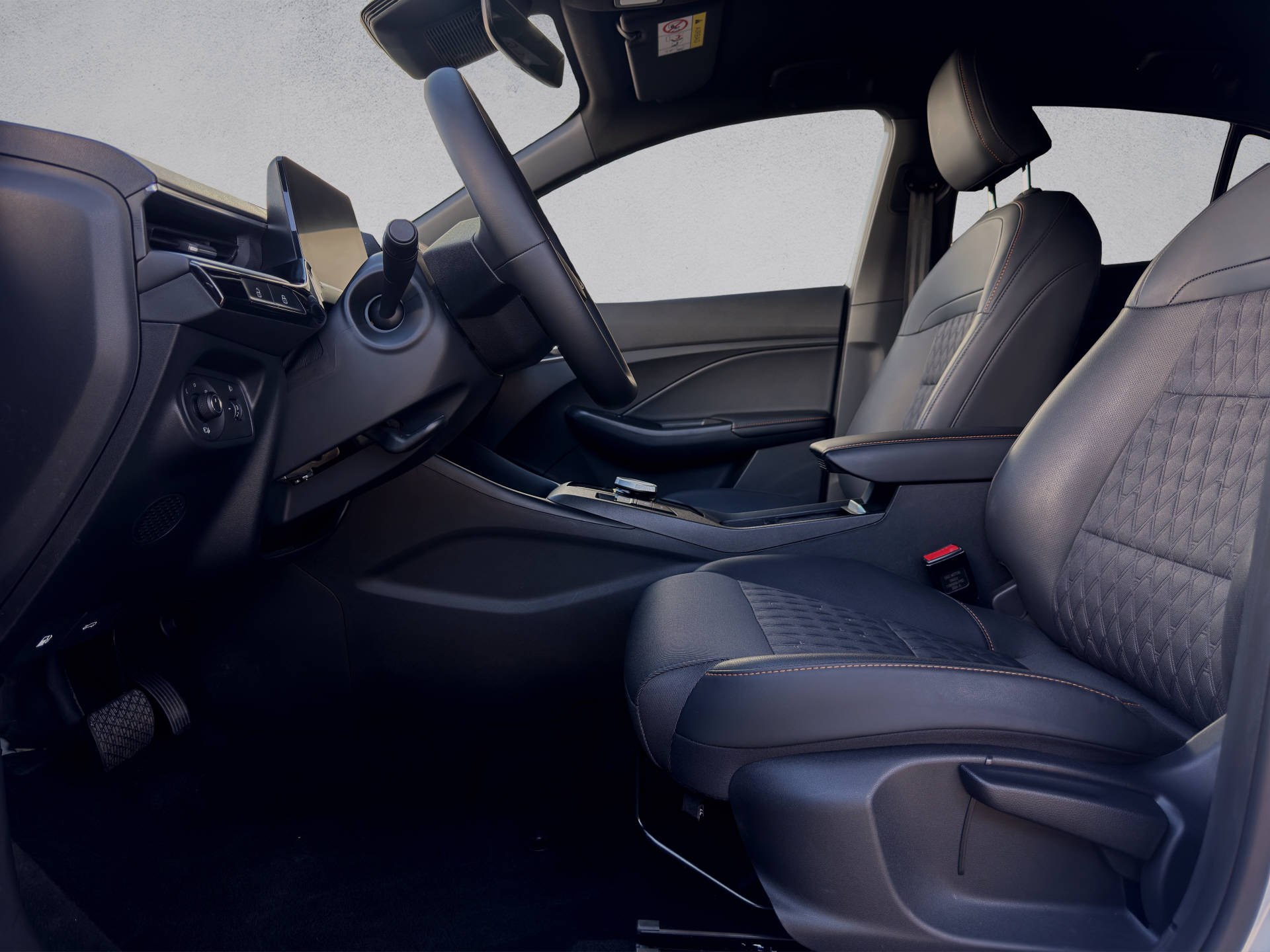 MG 3 1.5 Hybrid Luxury-image-8
