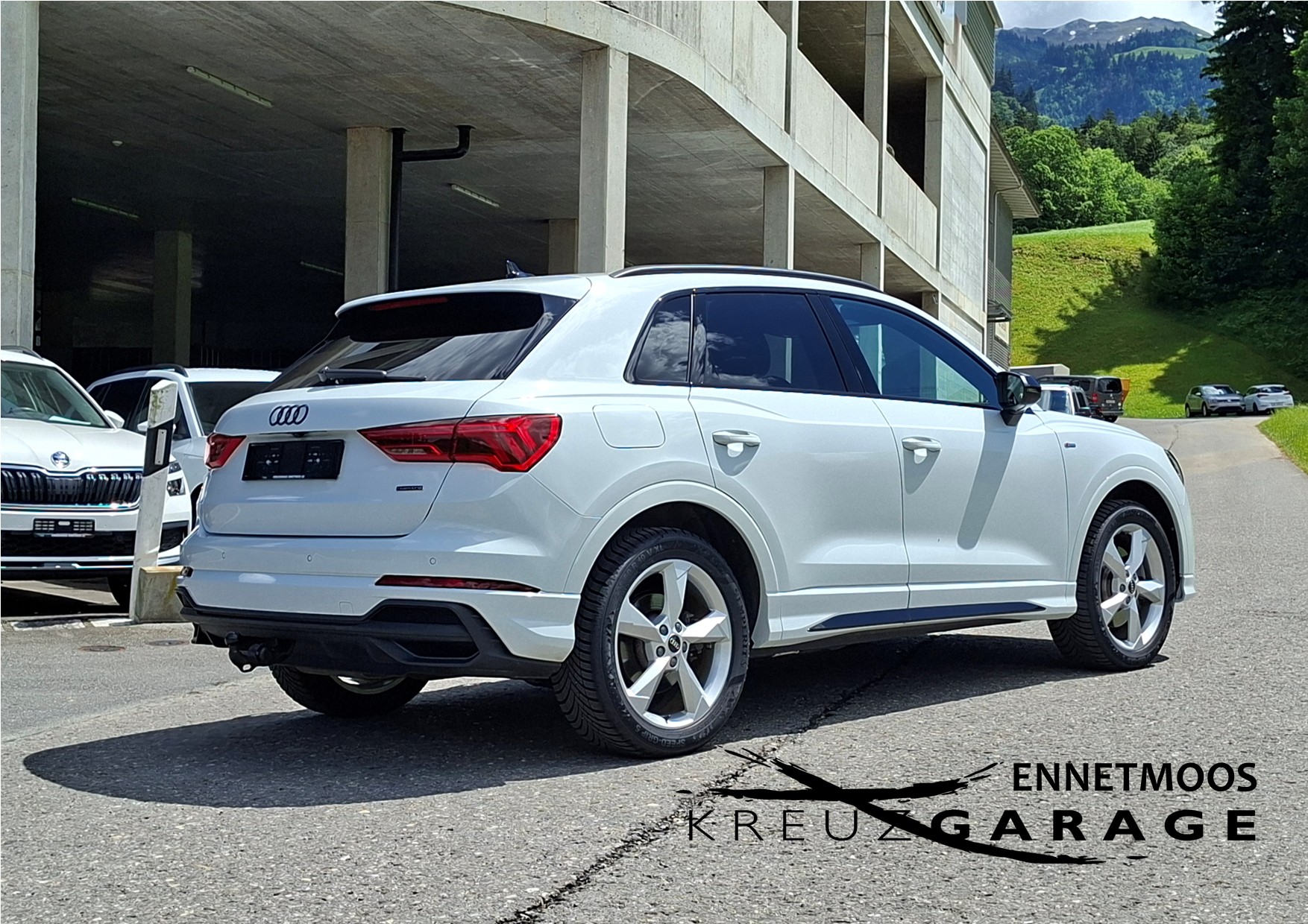 AUDI Q3 40 TDI S line quattro S-tronic *inkl. Anhängerkupplung+Garantie+Servicepaket*-image-5