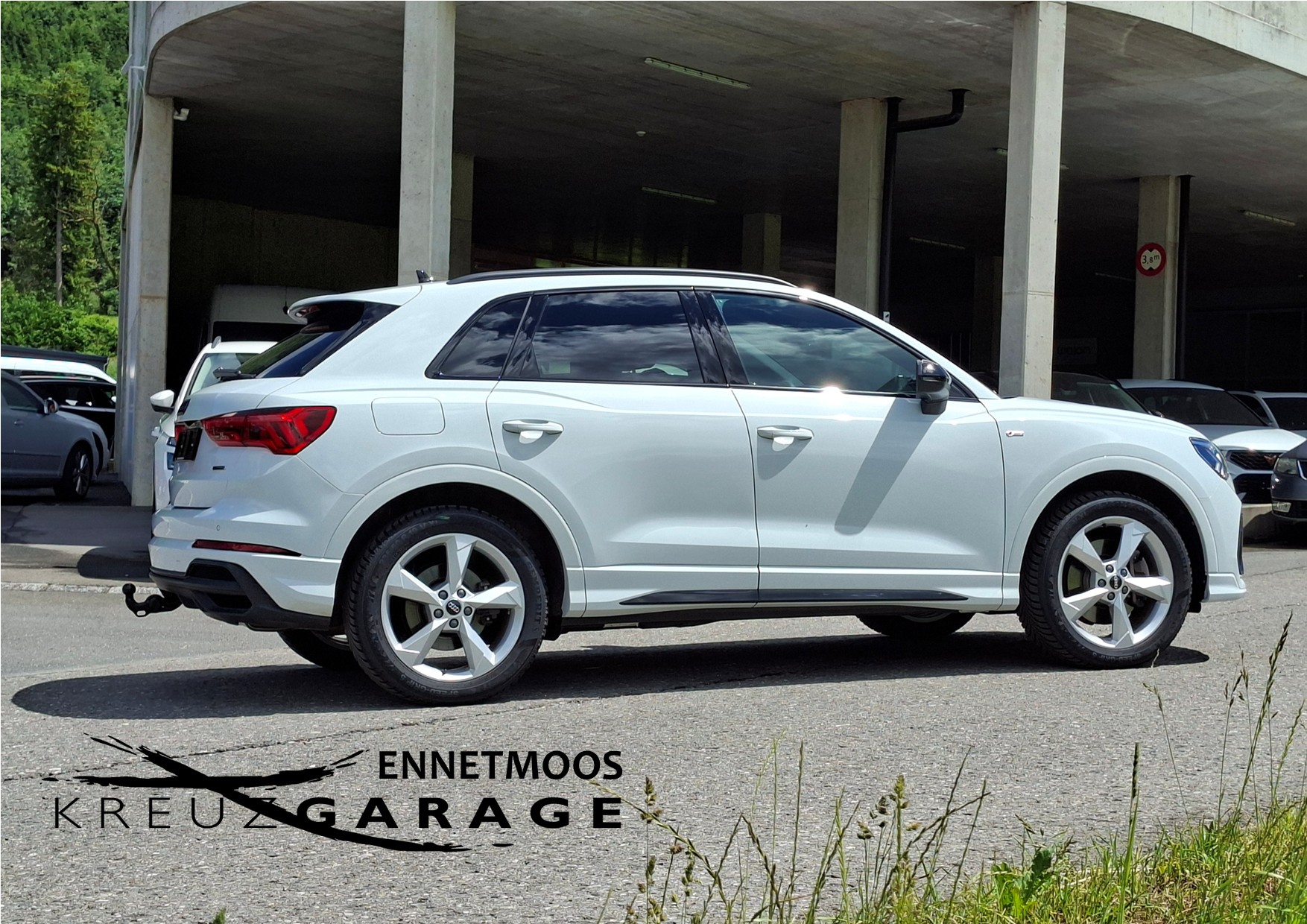 AUDI Q3 40 TDI S line quattro S-tronic *inkl. Anhängerkupplung+Garantie+Servicepaket*-image-4