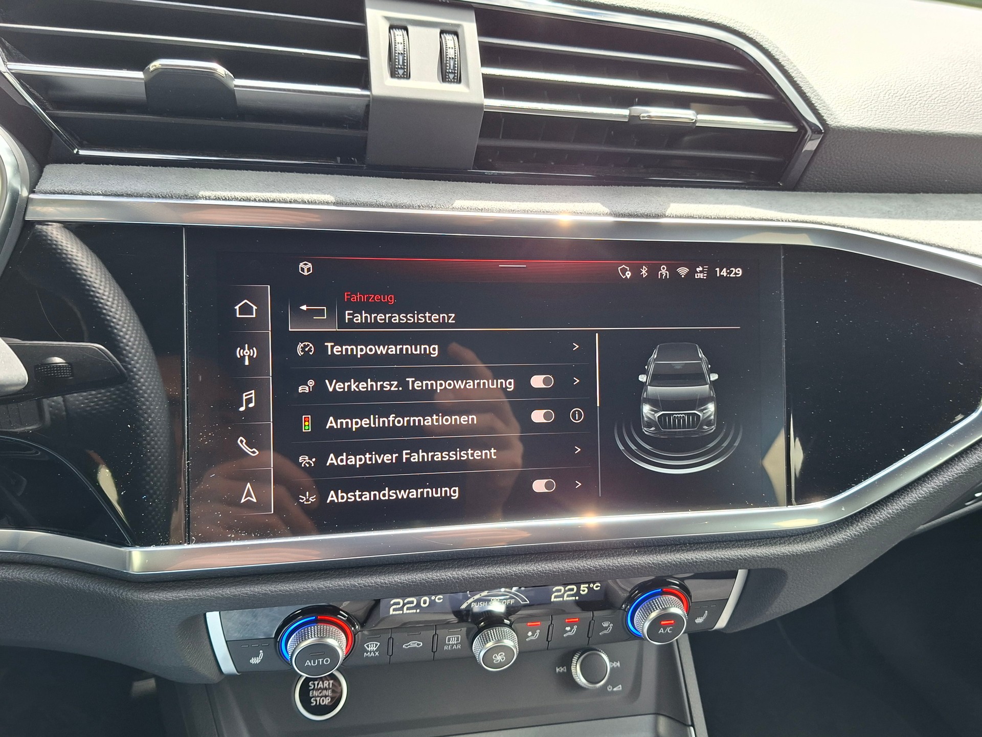 AUDI Q3 40 TDI S line quattro S-tronic *inkl. Anhängerkupplung+Garantie+Servicepaket*-image-14