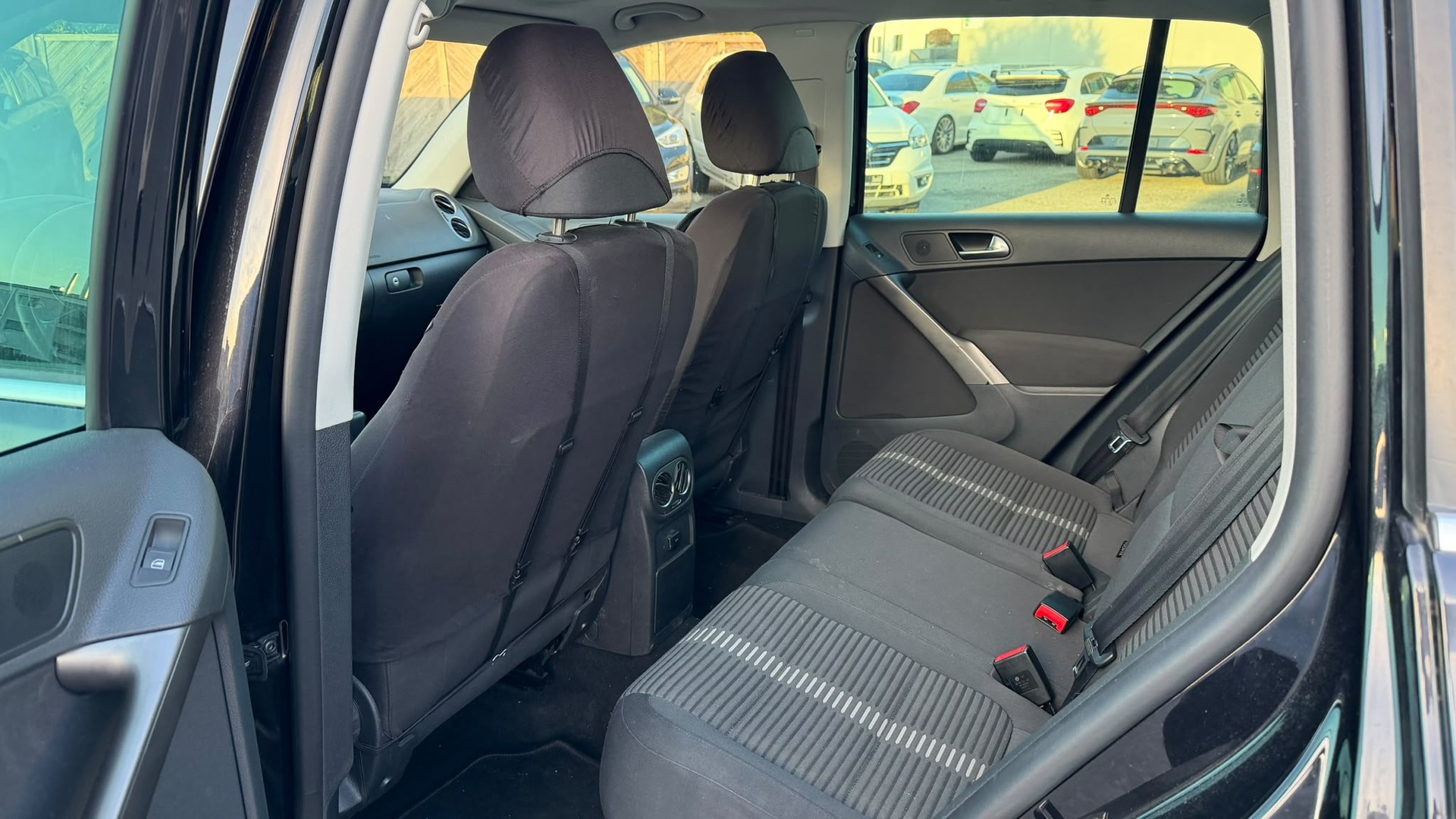 VW Tiguan 2.0 TSI Sport&Style Tiptronic-image-11