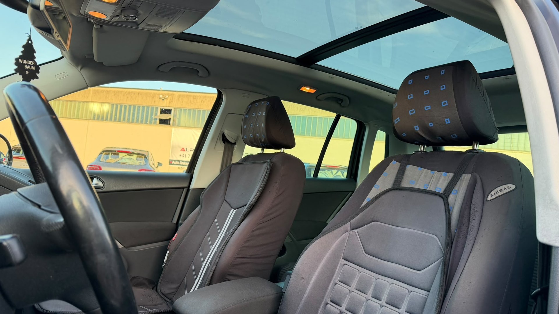 VW Tiguan 2.0 TSI Sport&Style Tiptronic-image-9