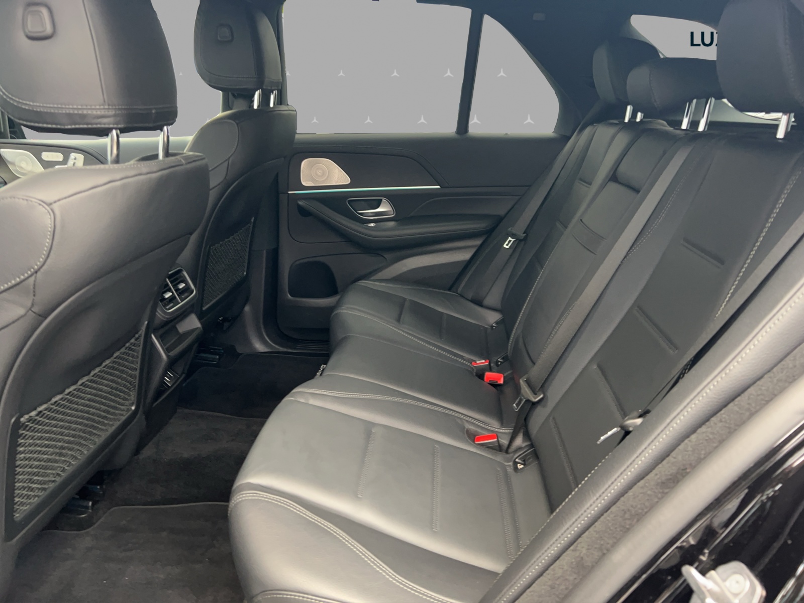 MERCEDES-BENZ GLE 450 4Matic AMG Line 9G-Tronic-image-13