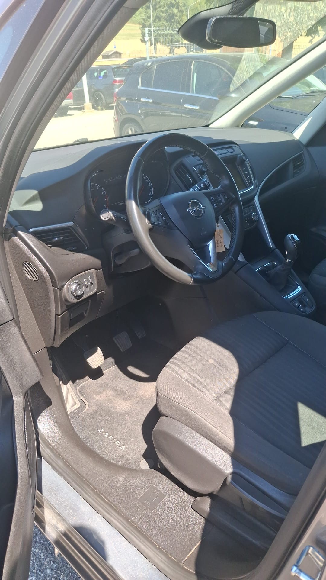 OPEL Zafira 1.4i 16V Excellence-image-9