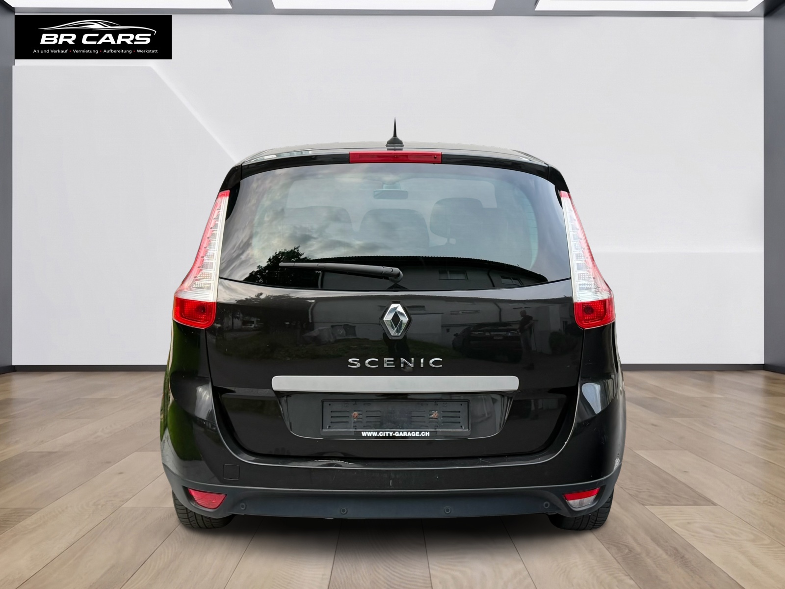 RENAULT Grand Scénic 2.0 16V Dynamique X-Tronic CVT-image-12