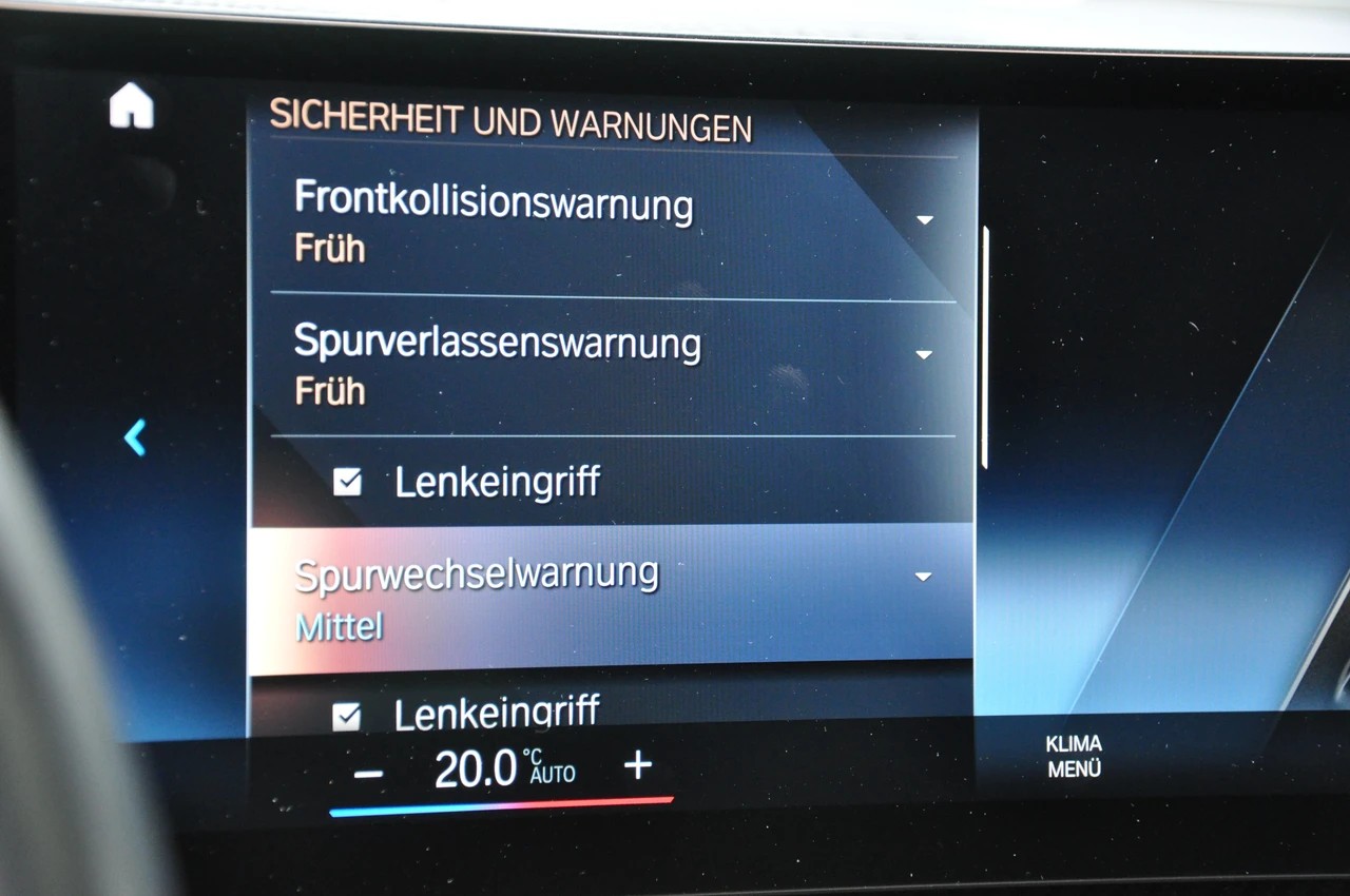 BMW M340i xDrive 48V Touring Steptronic M Sport Pro-image-25