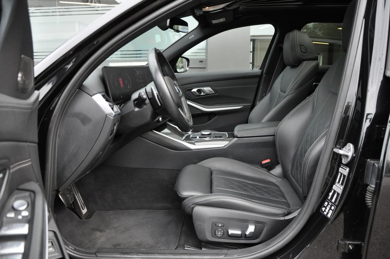 BMW M340i xDrive 48V Touring Steptronic M Sport Pro-image-9