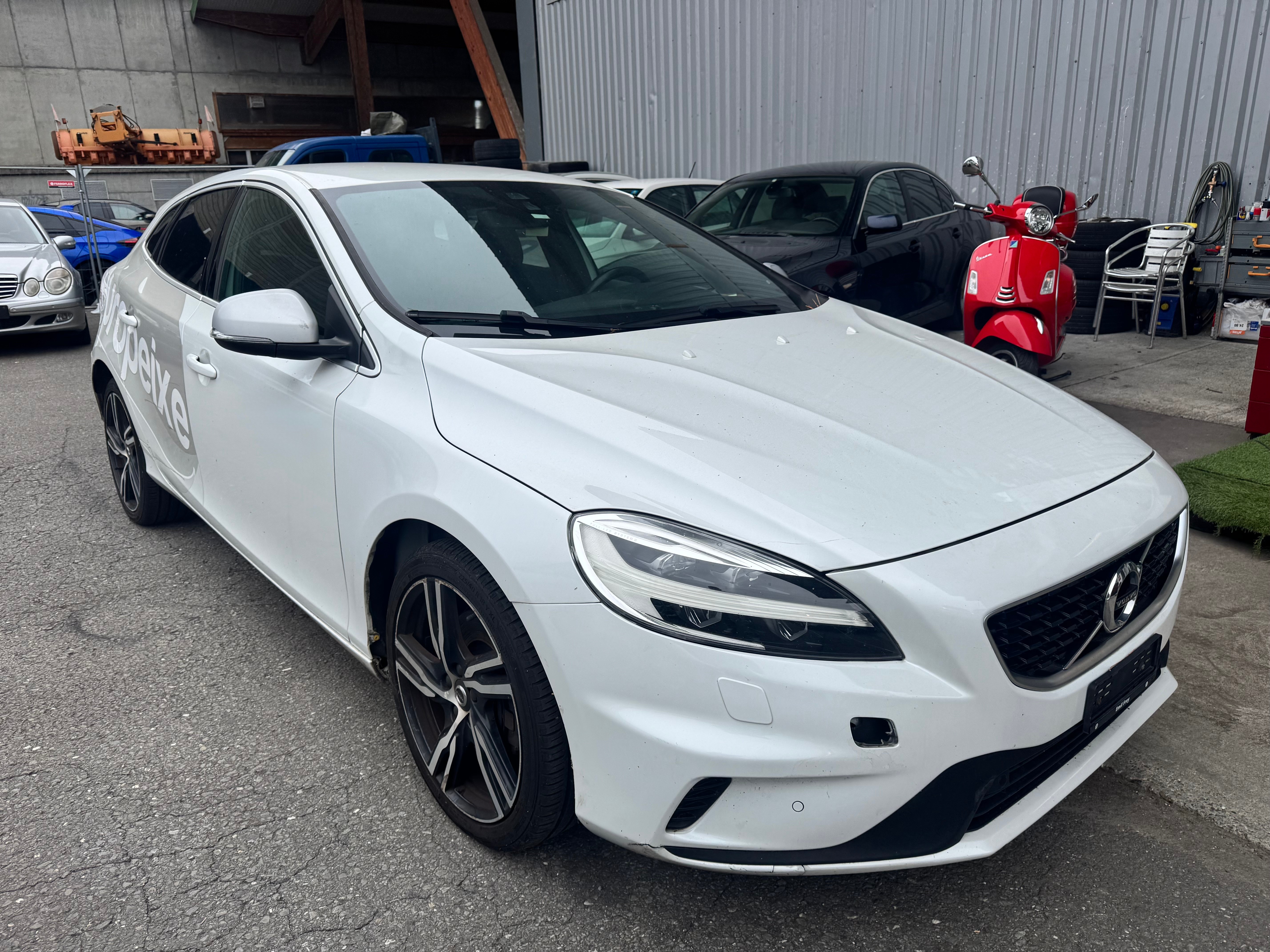 Car photo